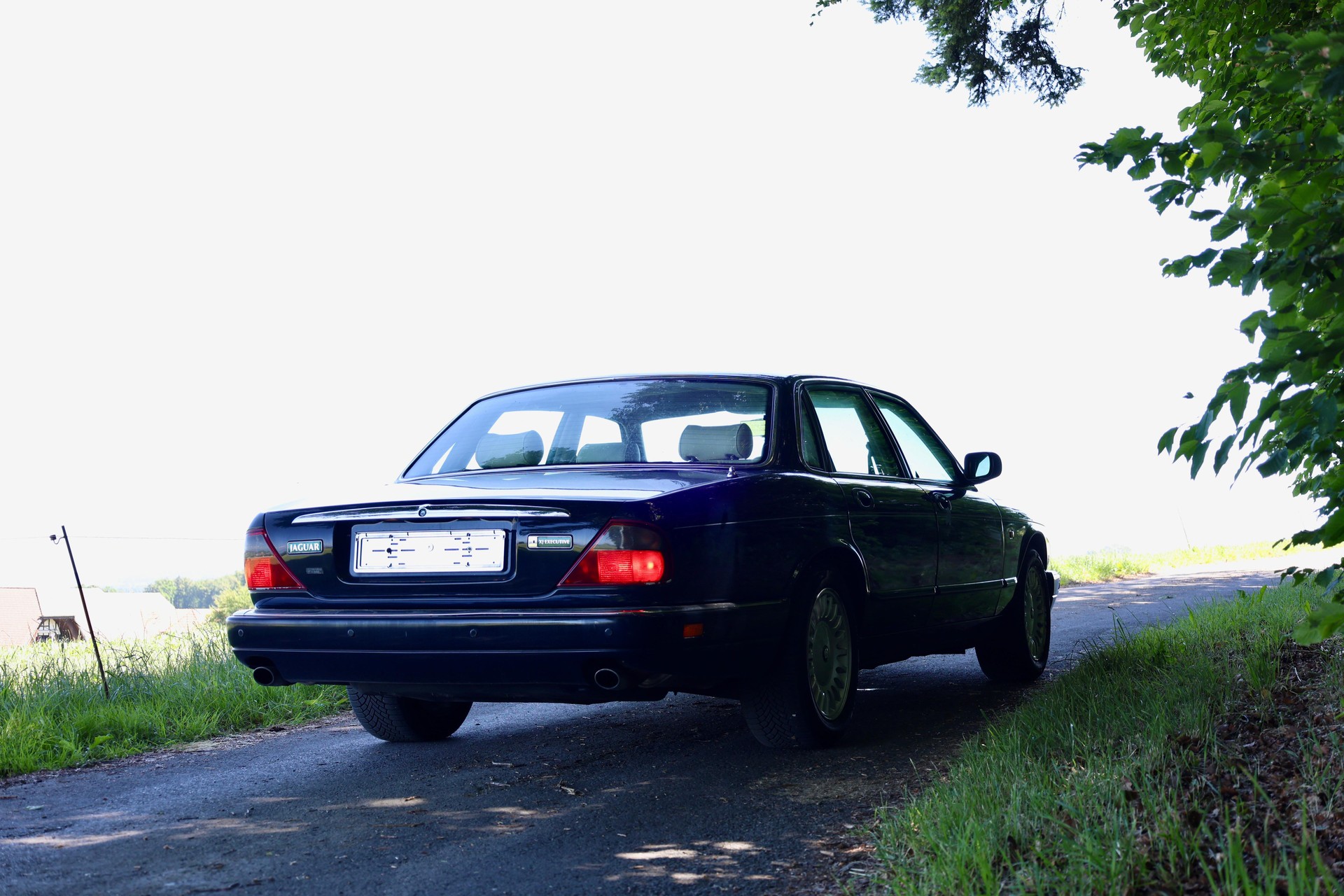 JAGUAR XJ 3.2 Executive-image-1
