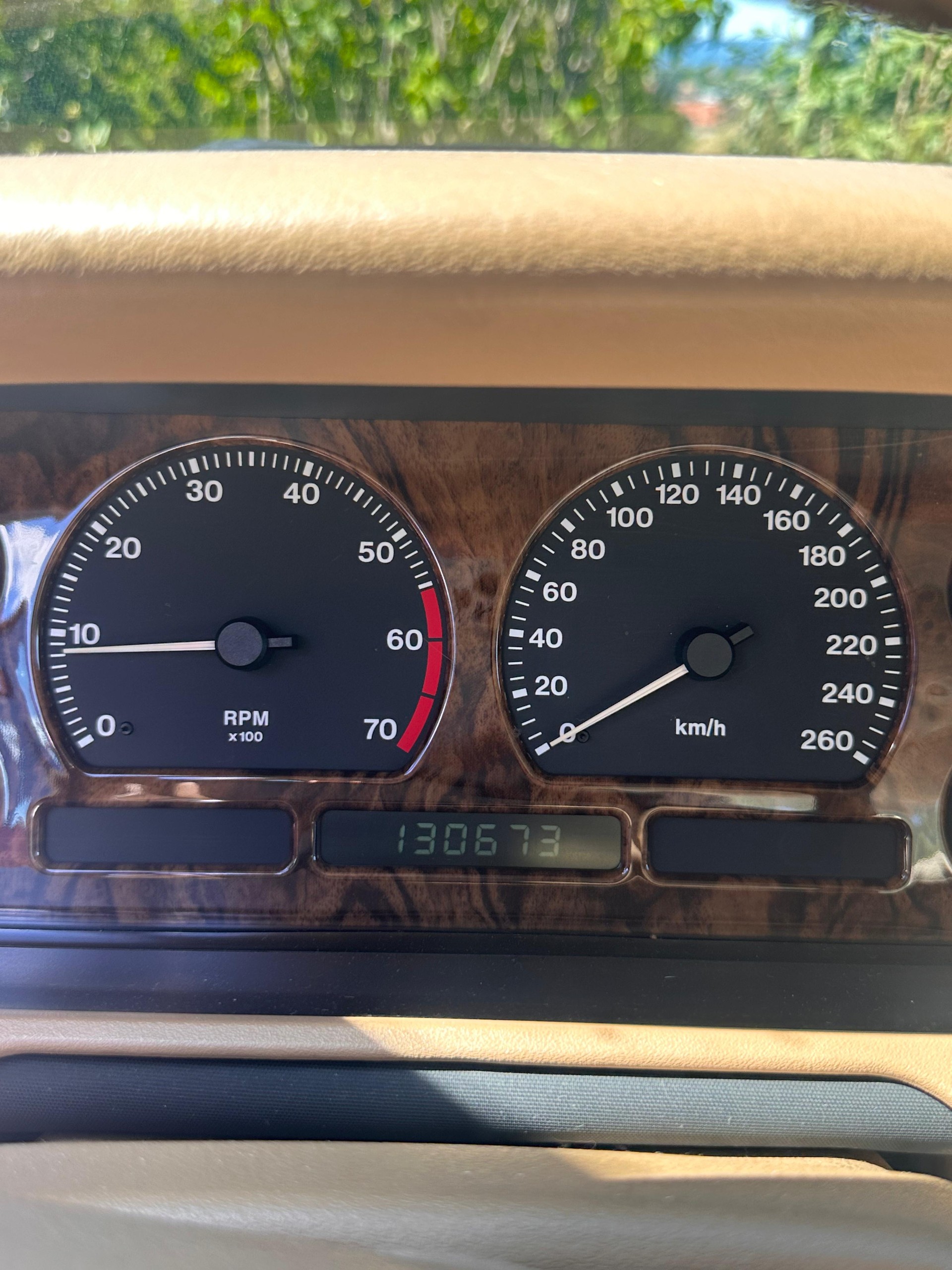 JAGUAR XJ 3.2 Executive-image-5