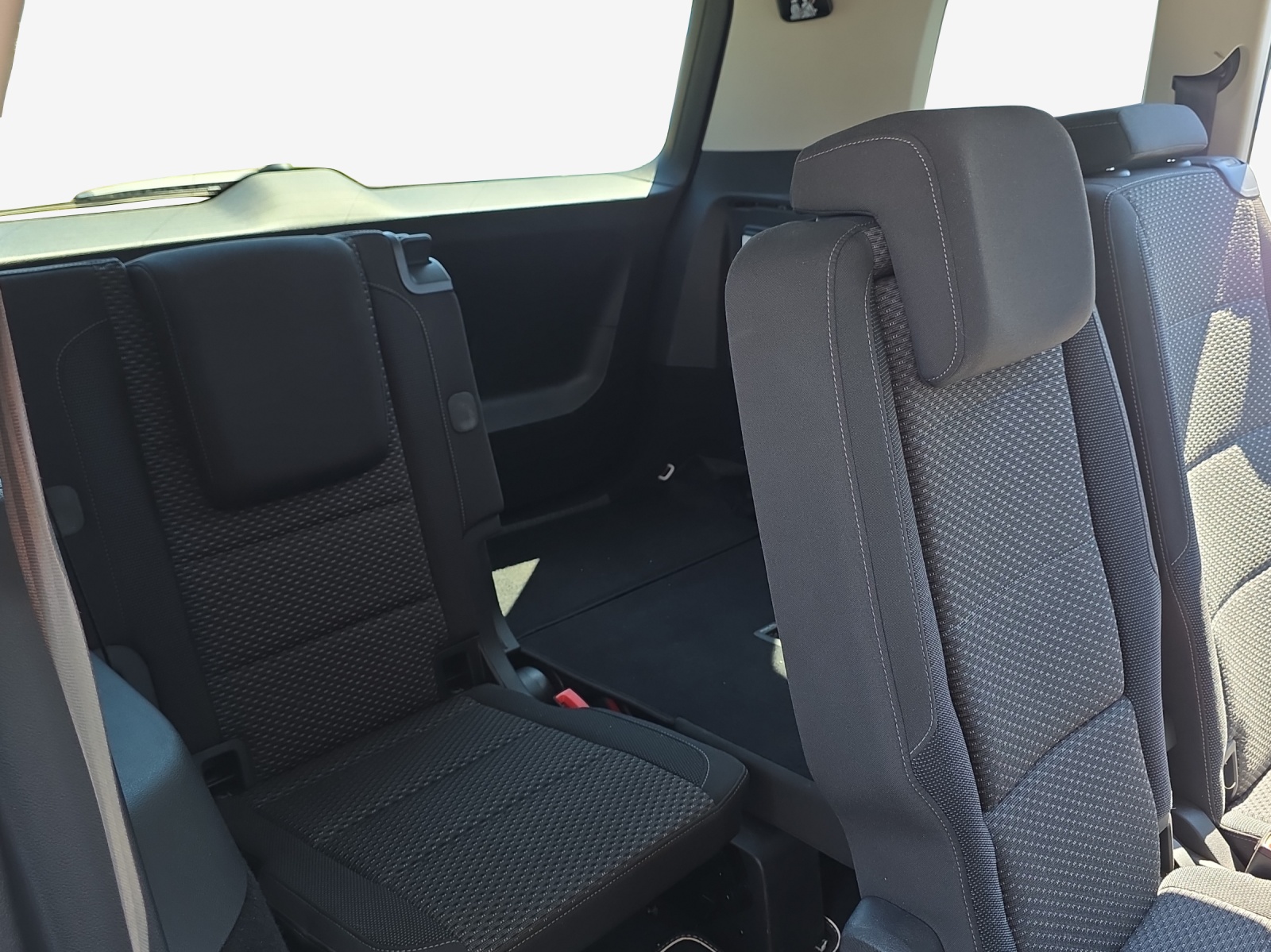 VW Touran 1.5 TSI EVO Comfortline DSG-image-13