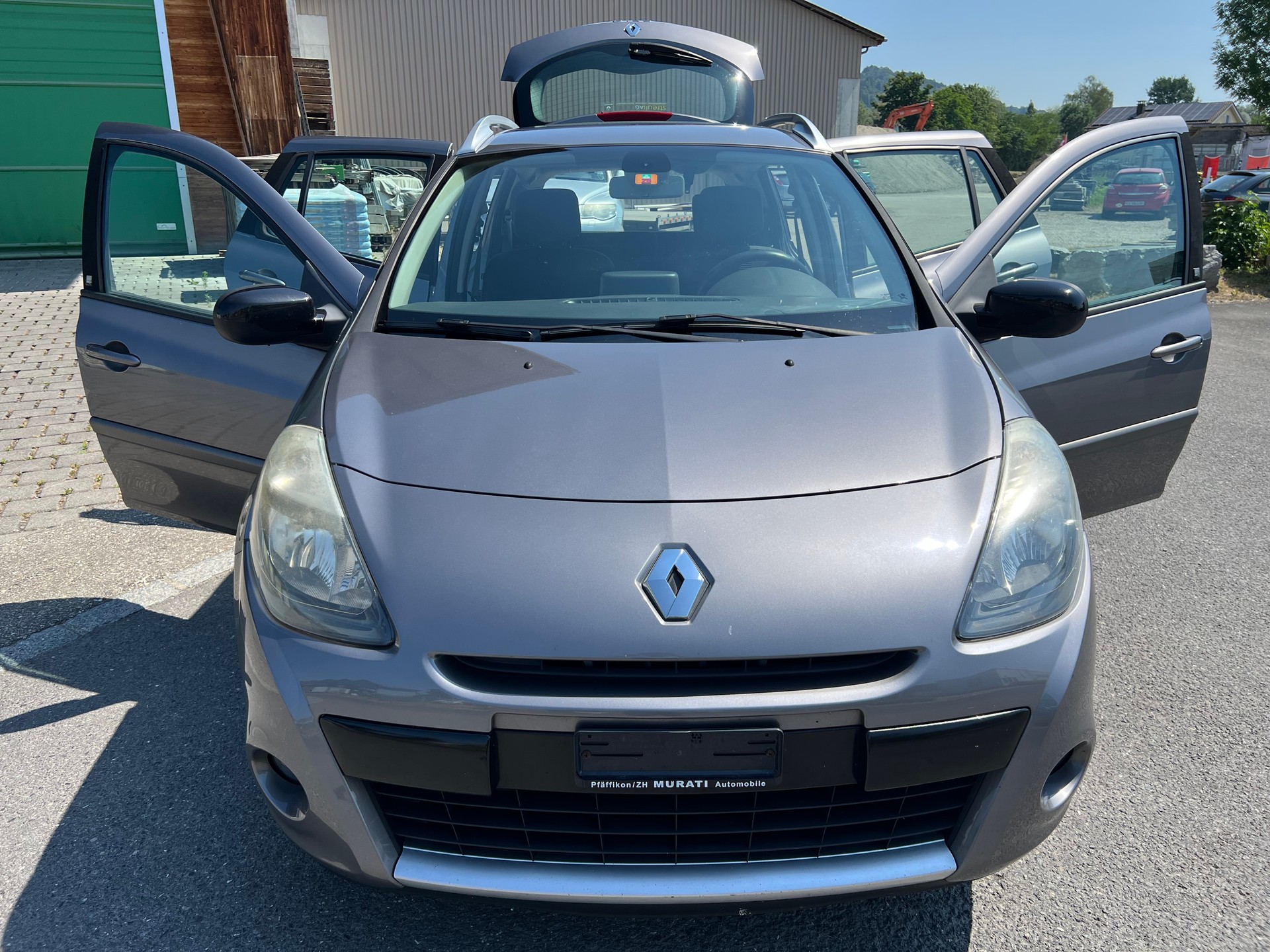 RENAULT Clio Grandtour 1.2 16V Turbo Dynamique-image-6