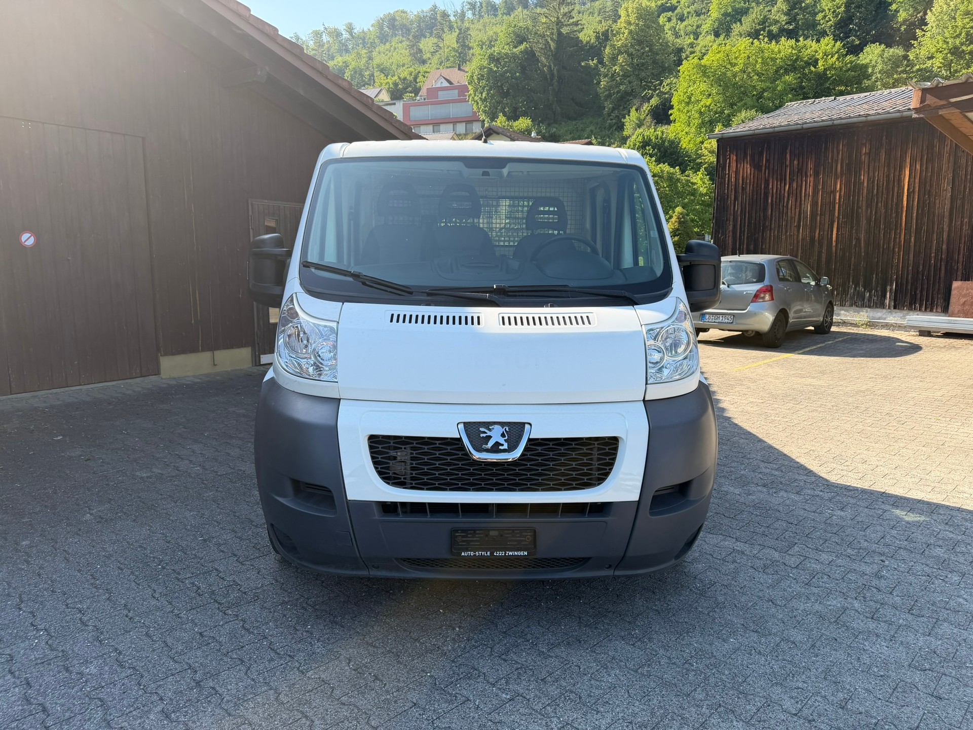 PEUGEOT Boxer 2.2 HDI 333 L2-image-1