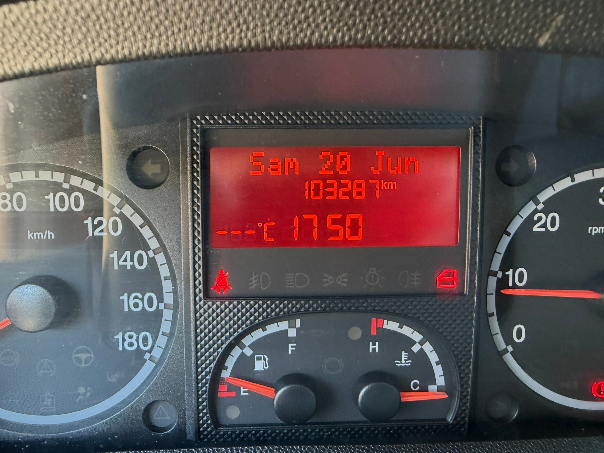 PEUGEOT Boxer 2.2 HDI 333 L2-image-12