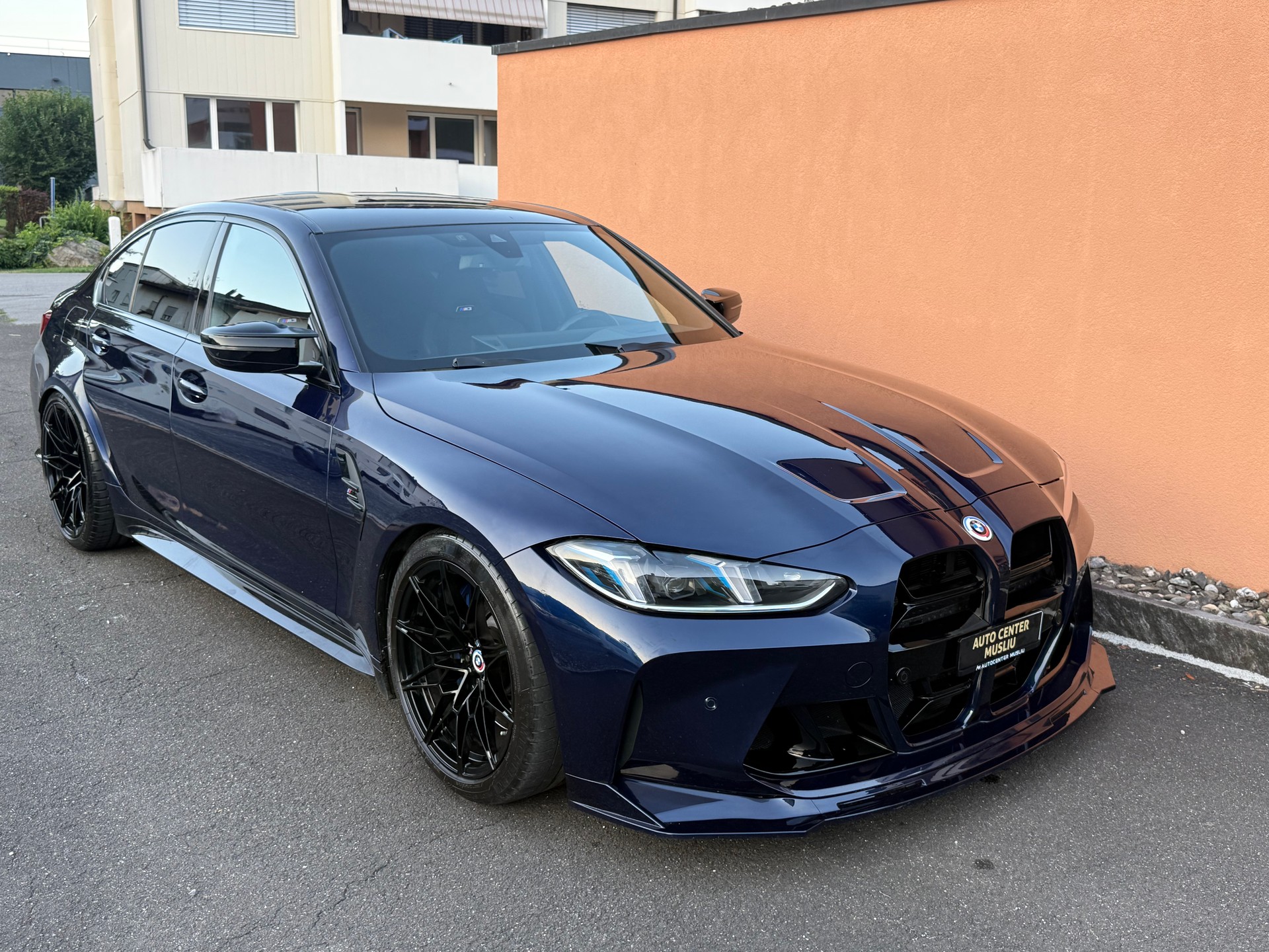 BMW M3 Competition M xDrive-image-12