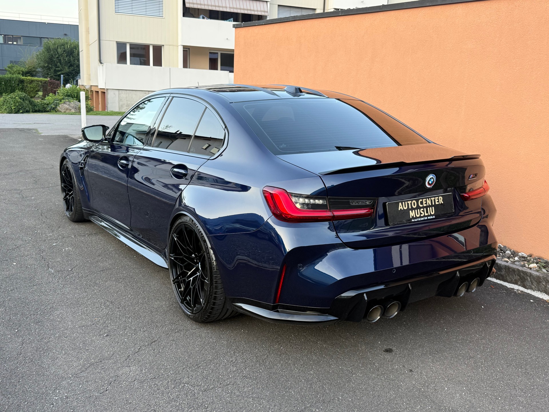 BMW M3 Competition M xDrive-image-5