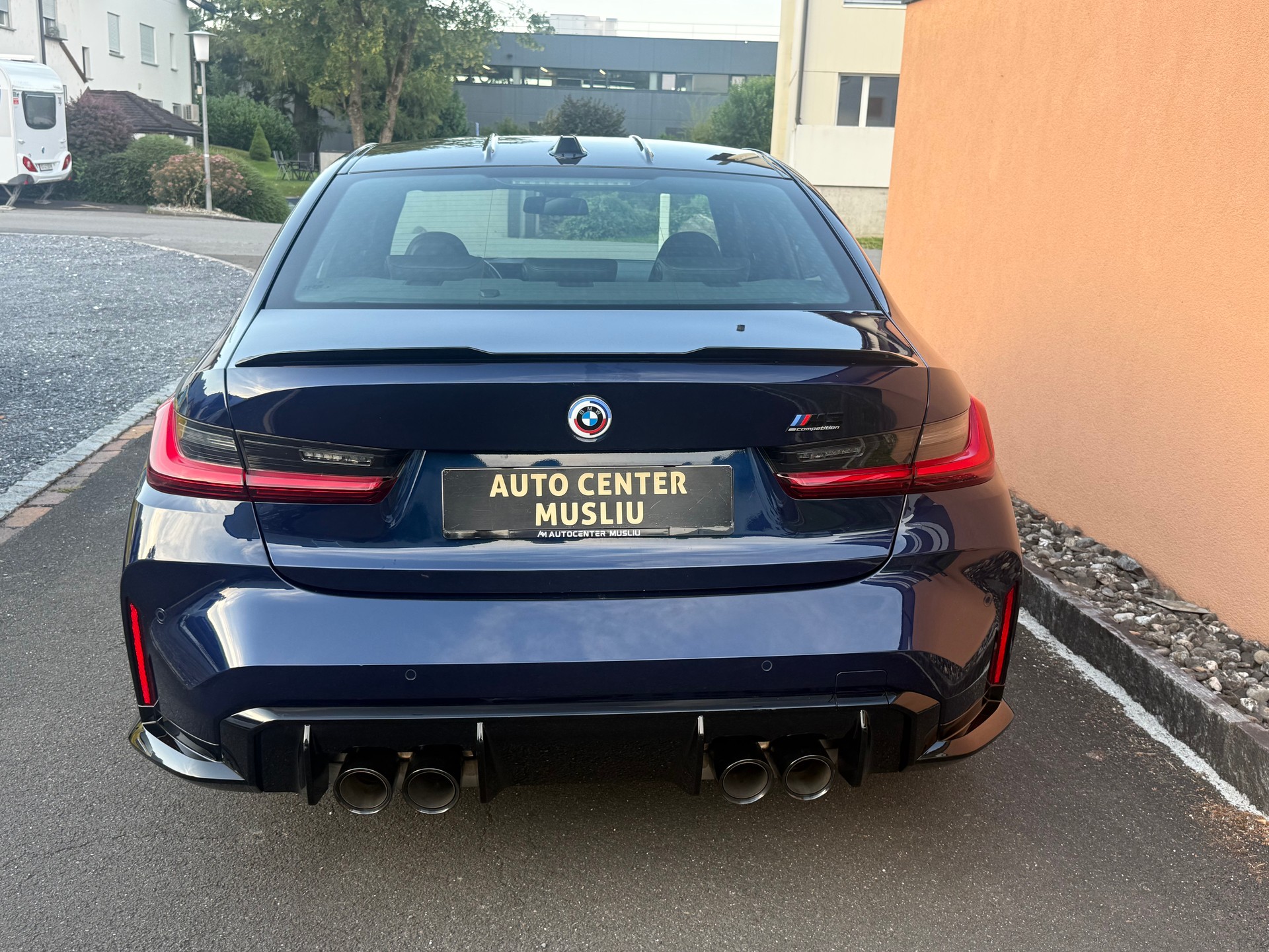 BMW M3 Competition M xDrive-image-4