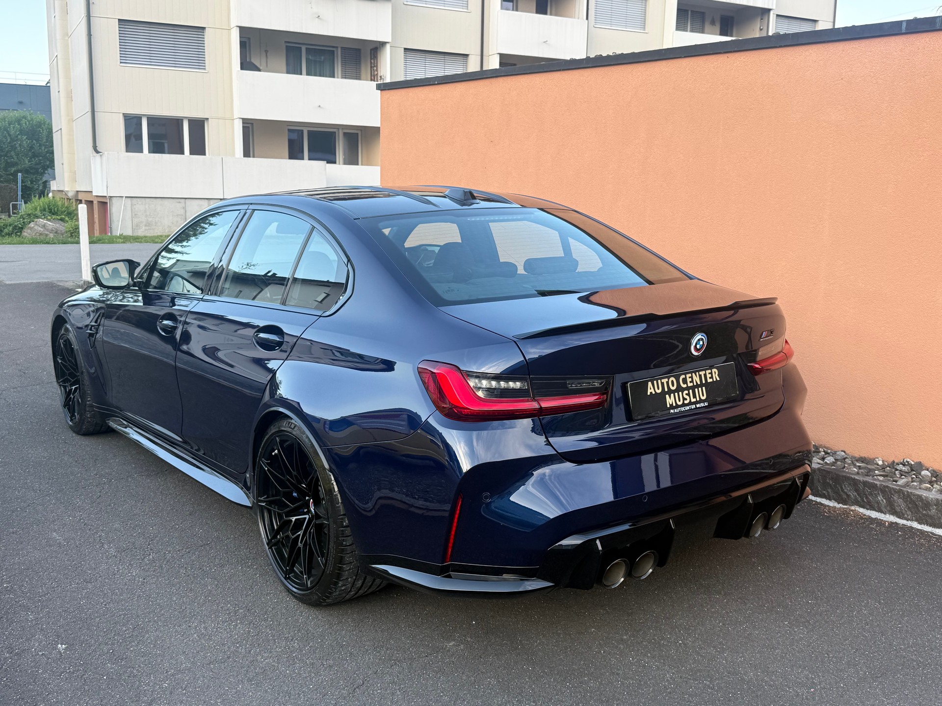BMW M3 Competition M xDrive-image-3