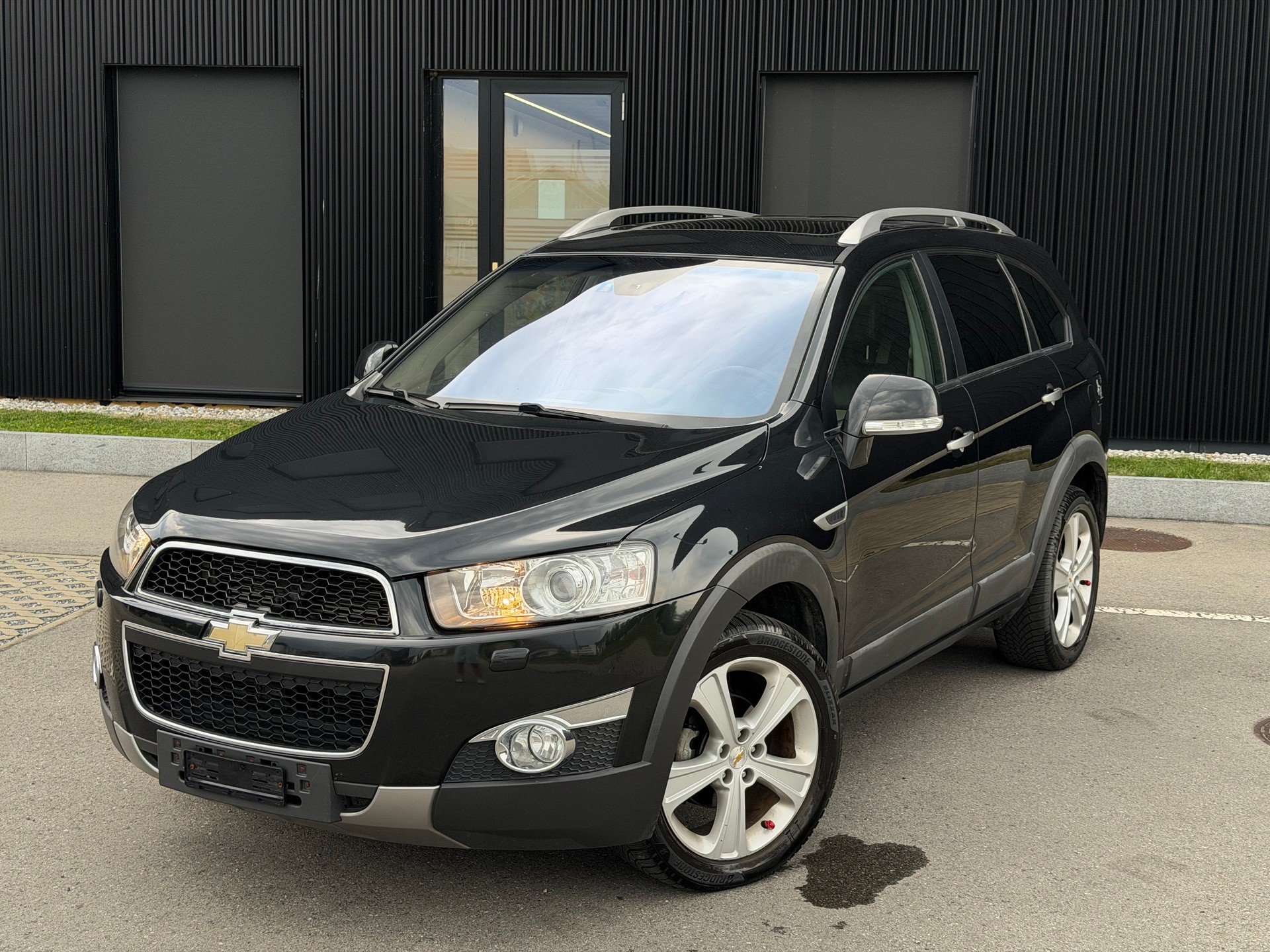 CHEVROLET CAPTIVA 22TD 4*4-image-2