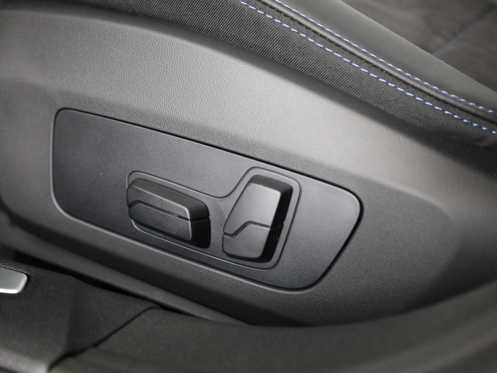 BMW 123 xDrive-image-10