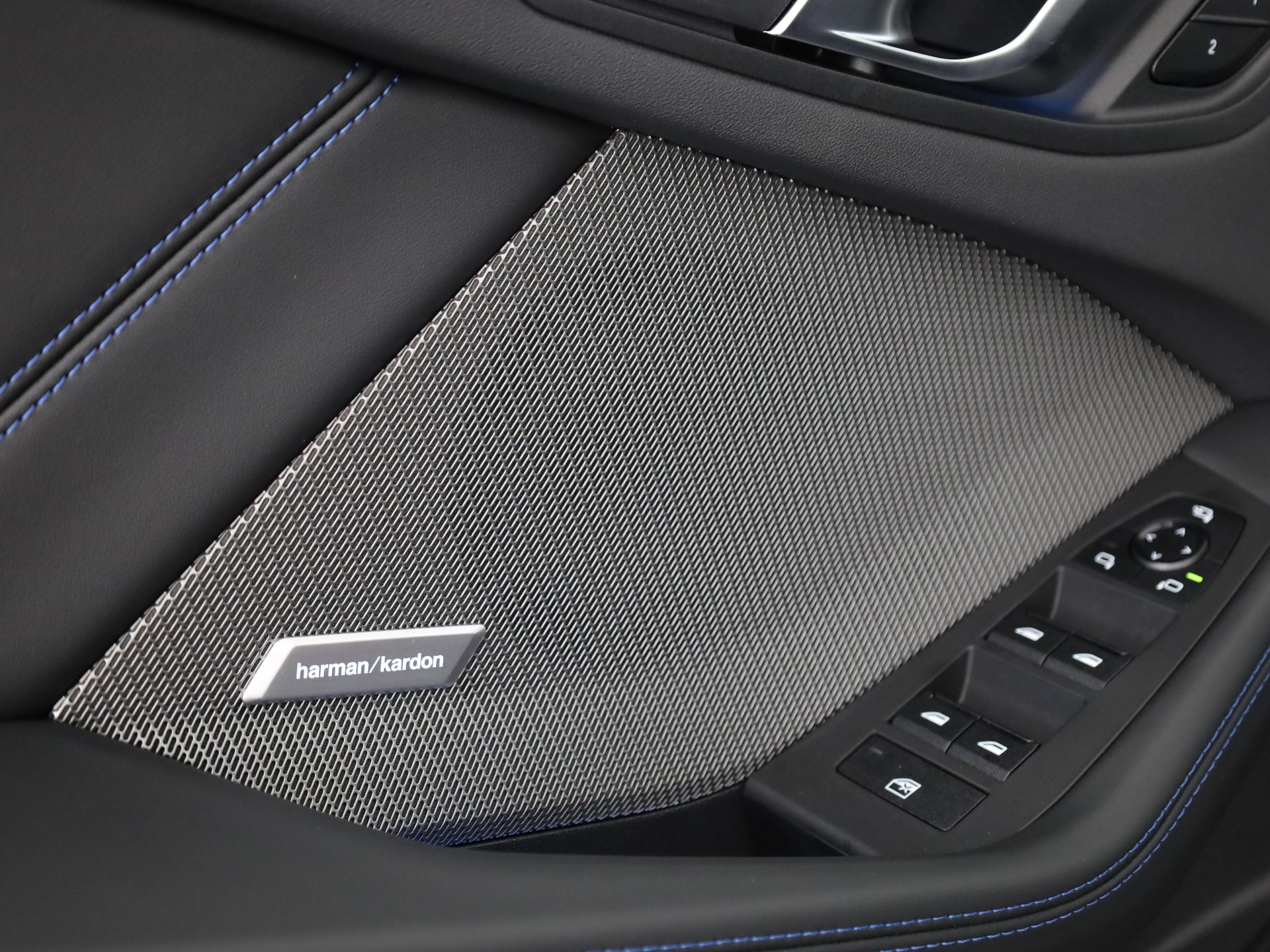 BMW 123 xDrive-image-9