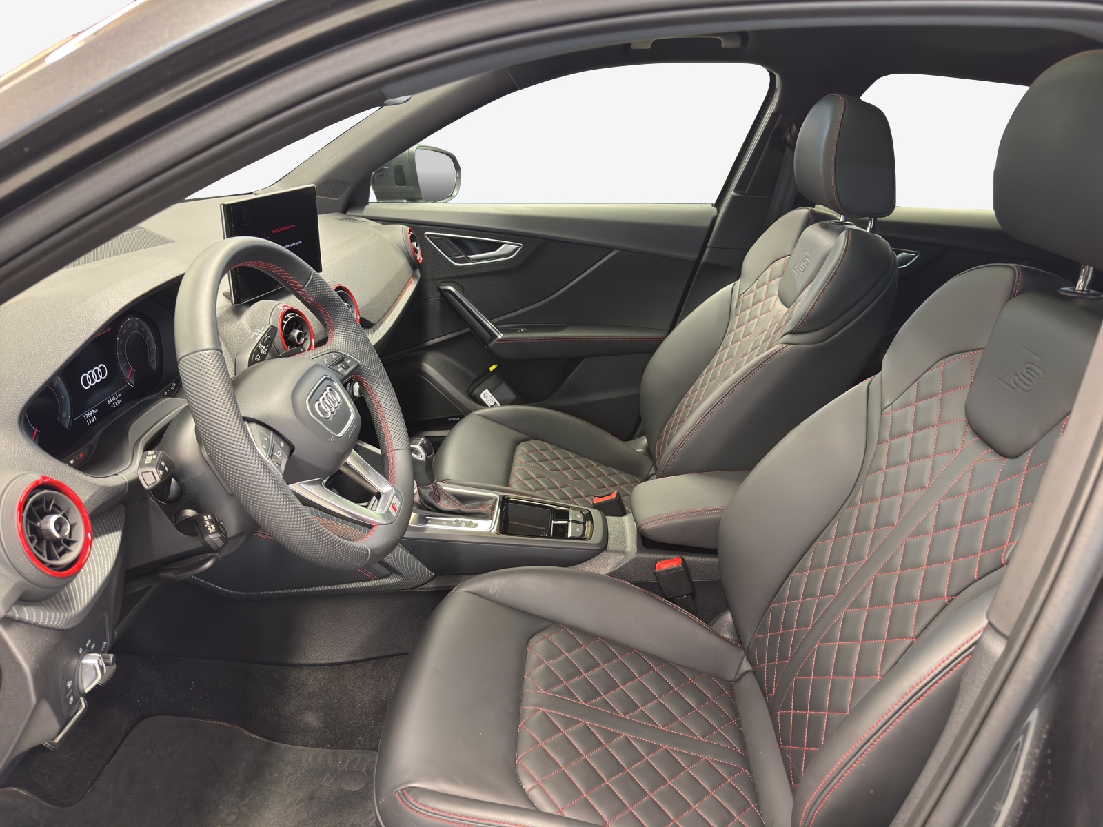 AUDI Q2 40 TFSI S line Attraction S line competition-image-7