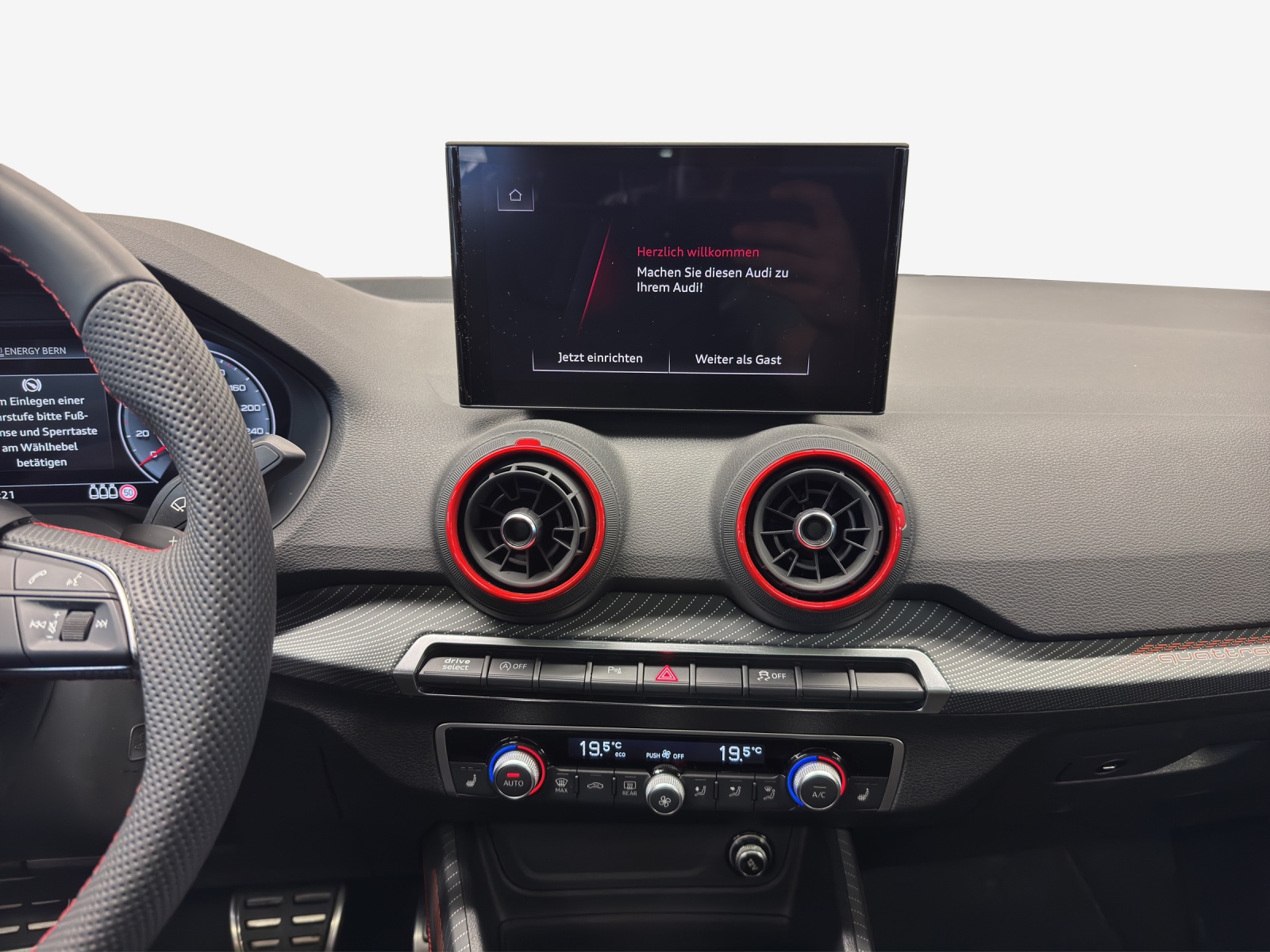 AUDI Q2 40 TFSI S line Attraction S line competition-image-10