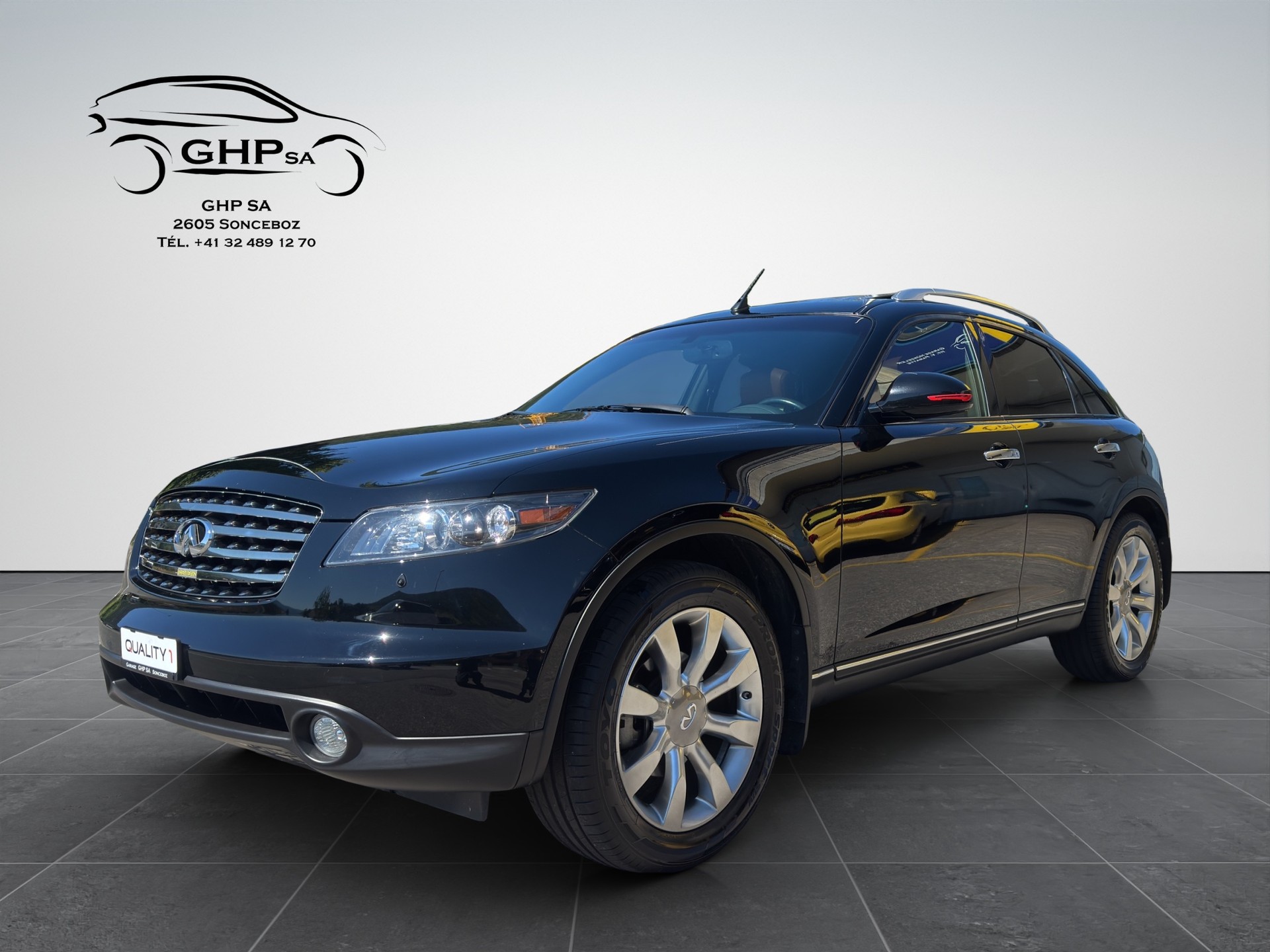 INFINITI FX35-image-0