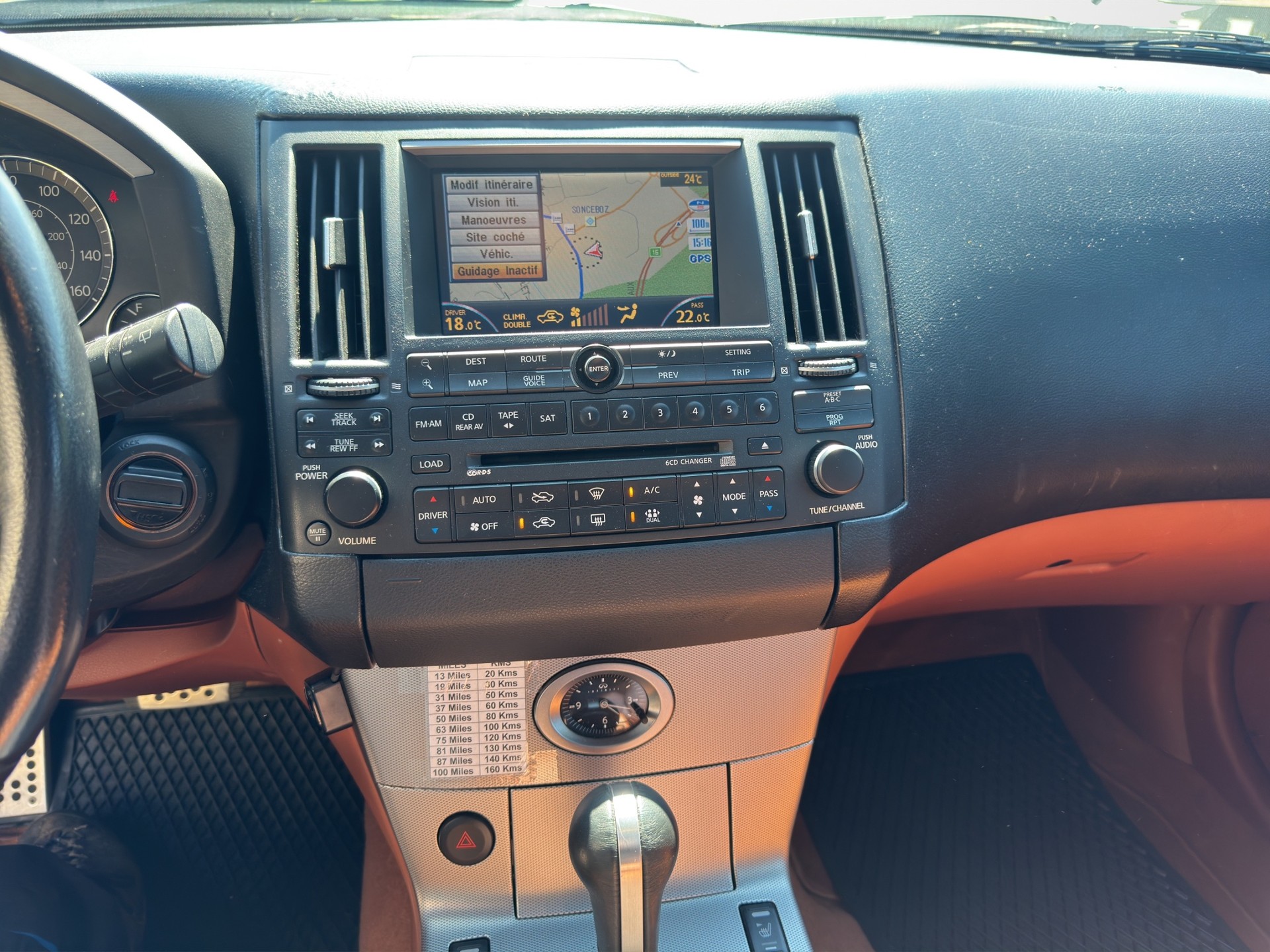 INFINITI FX35-image-14