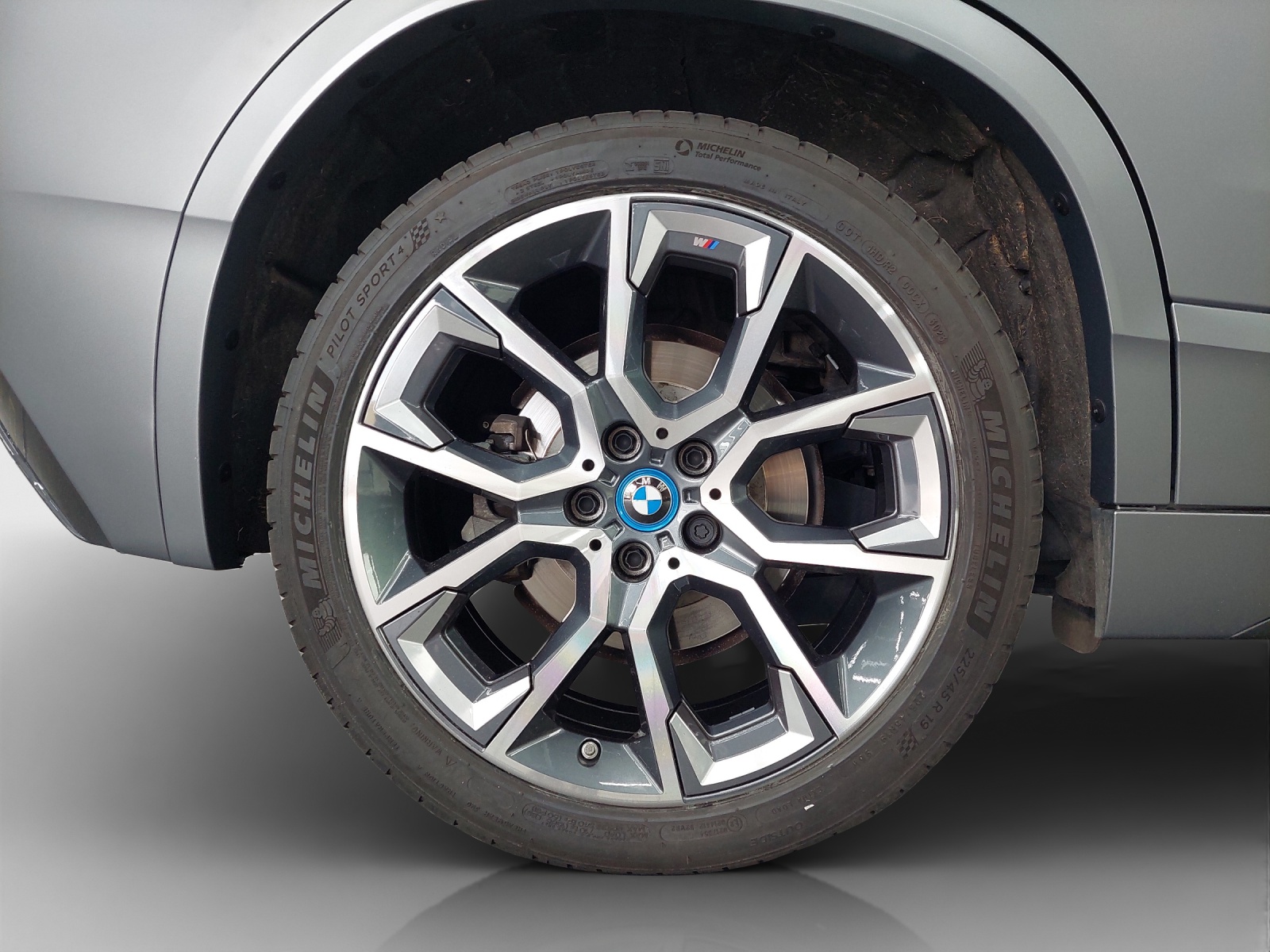 BMW X2 xDrive 25e M Sport Steptronic-image-15