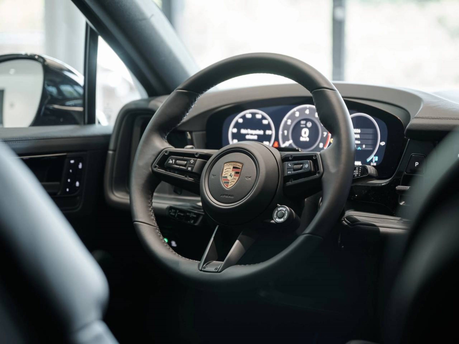 PORSCHE Cayenne Coupé Black Edition-image-13