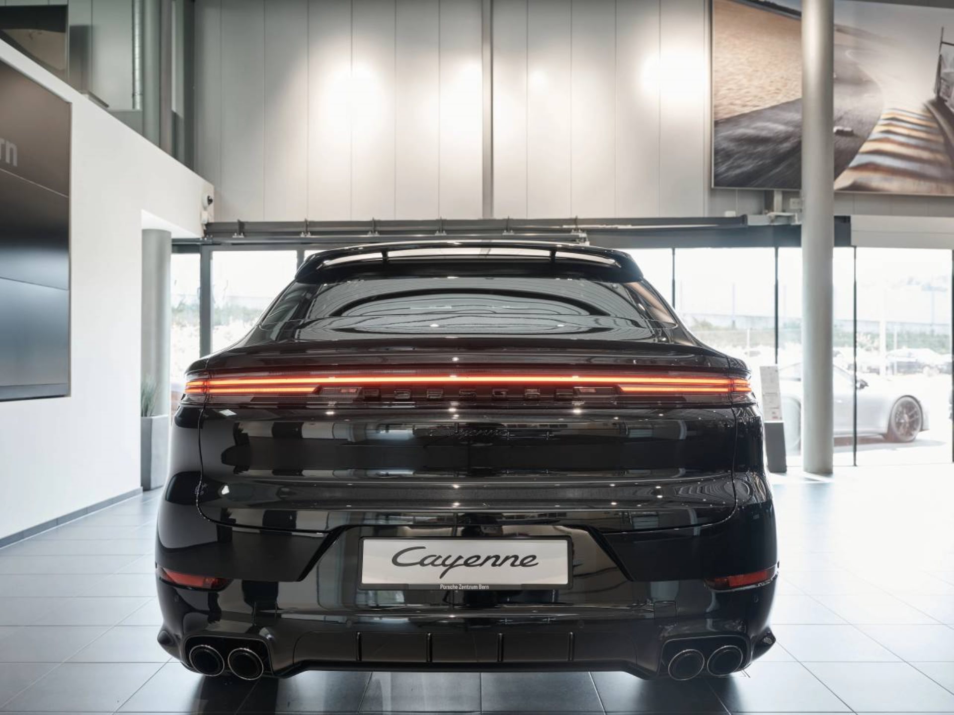 PORSCHE Cayenne Coupé Black Edition-image-5