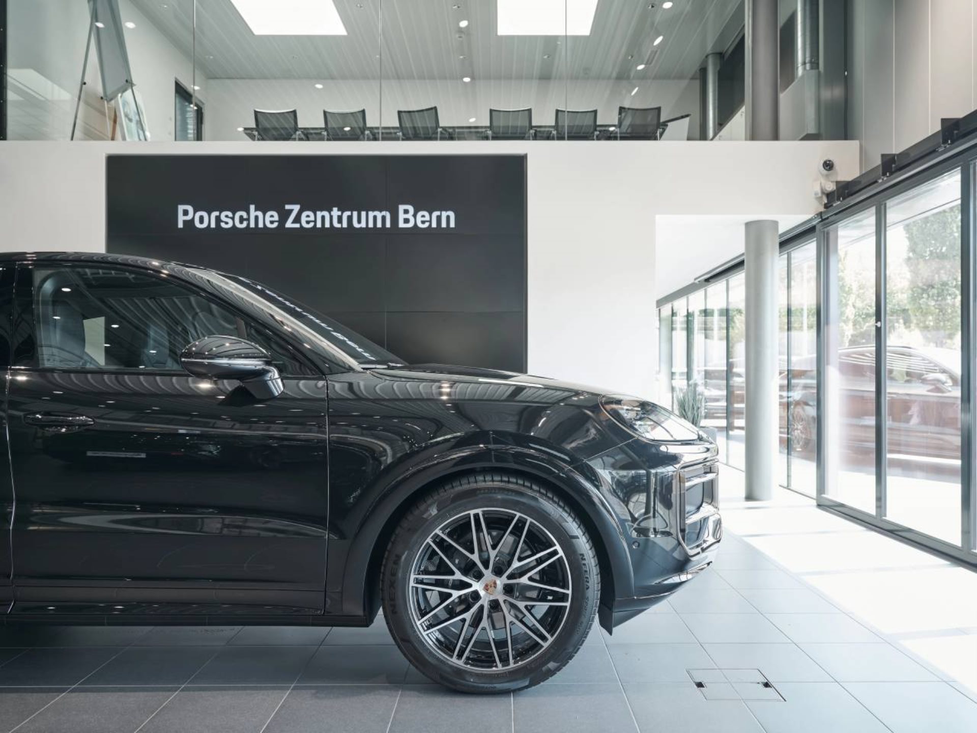 PORSCHE Cayenne Coupé Black Edition-image-10