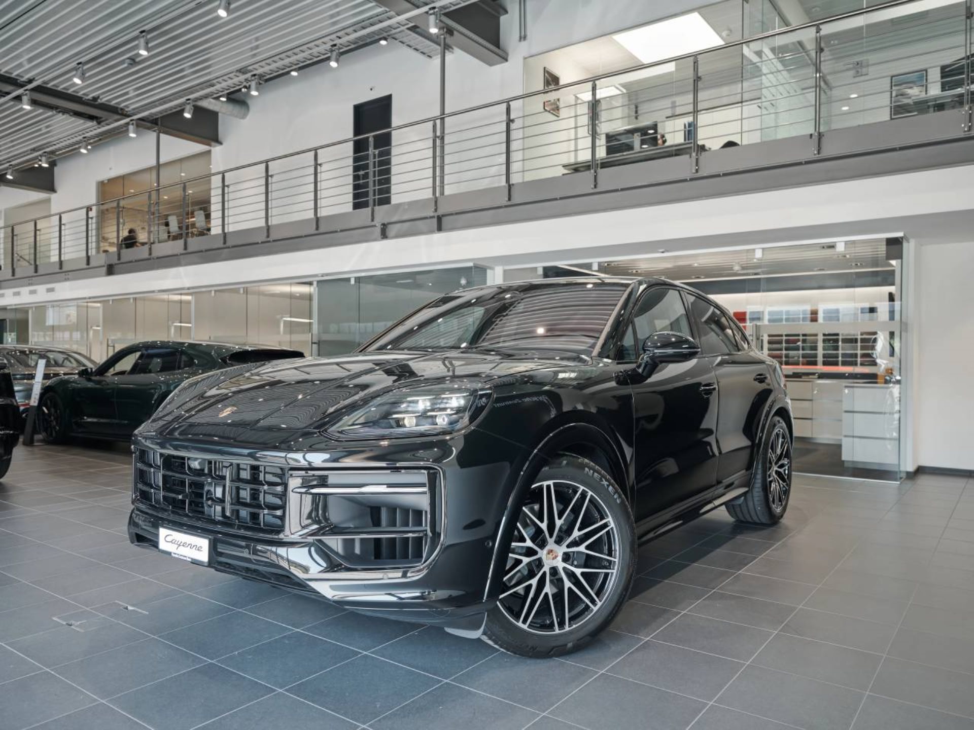 PORSCHE Cayenne Coupé Black Edition-image-7