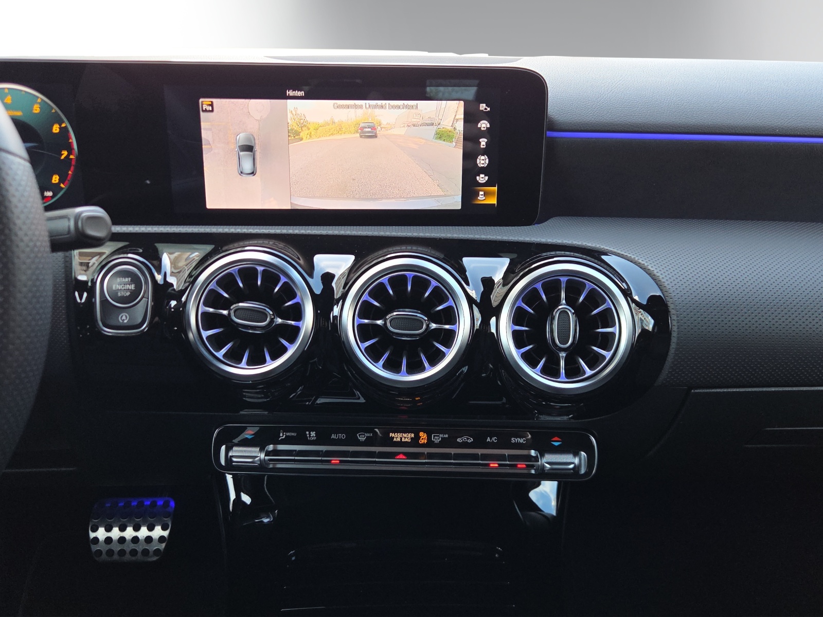 Image MERCEDES-BENZ A-200 A 200 AMG Line 7G-DCT