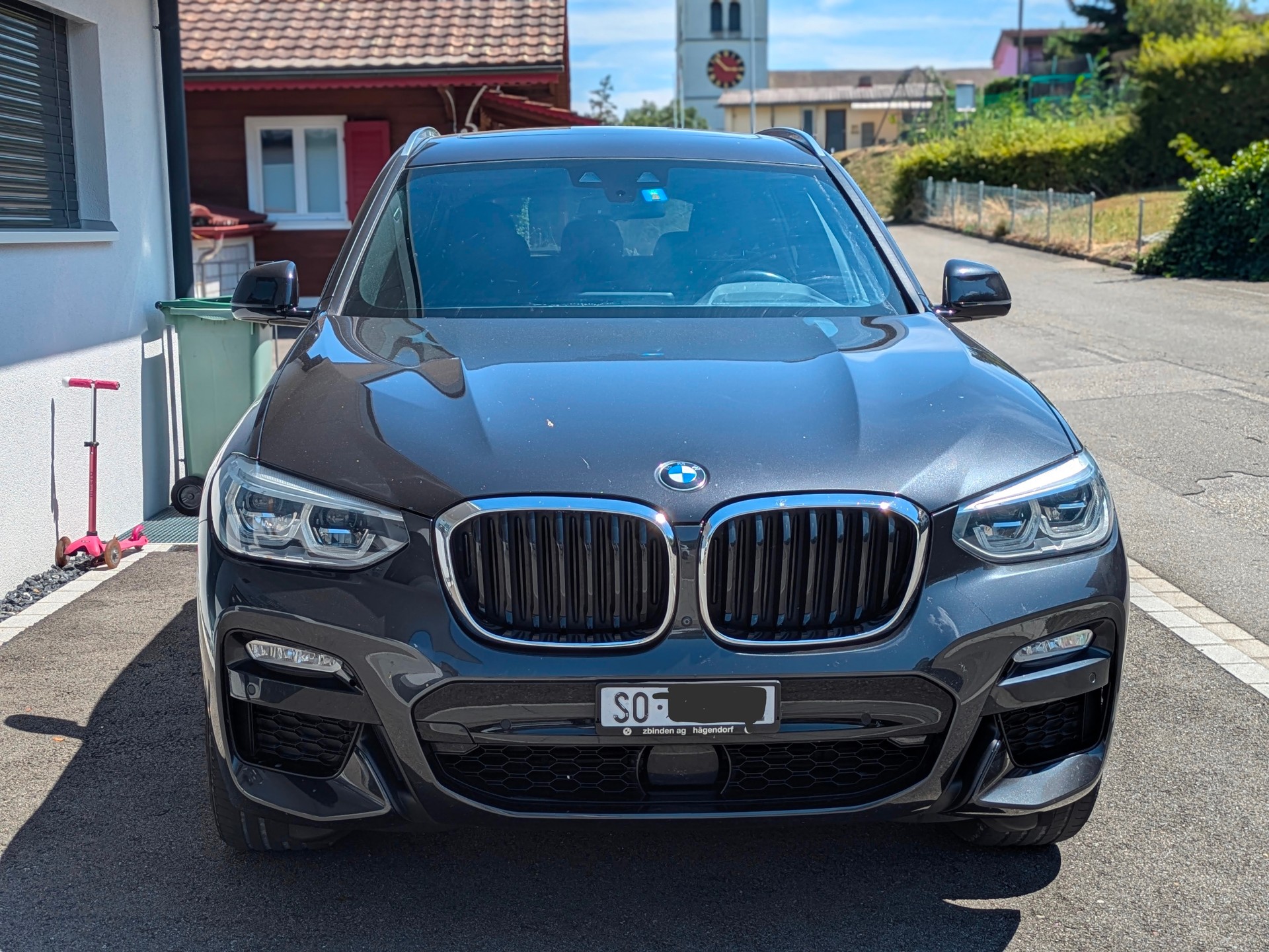 BMW 30d xDrive-image-3