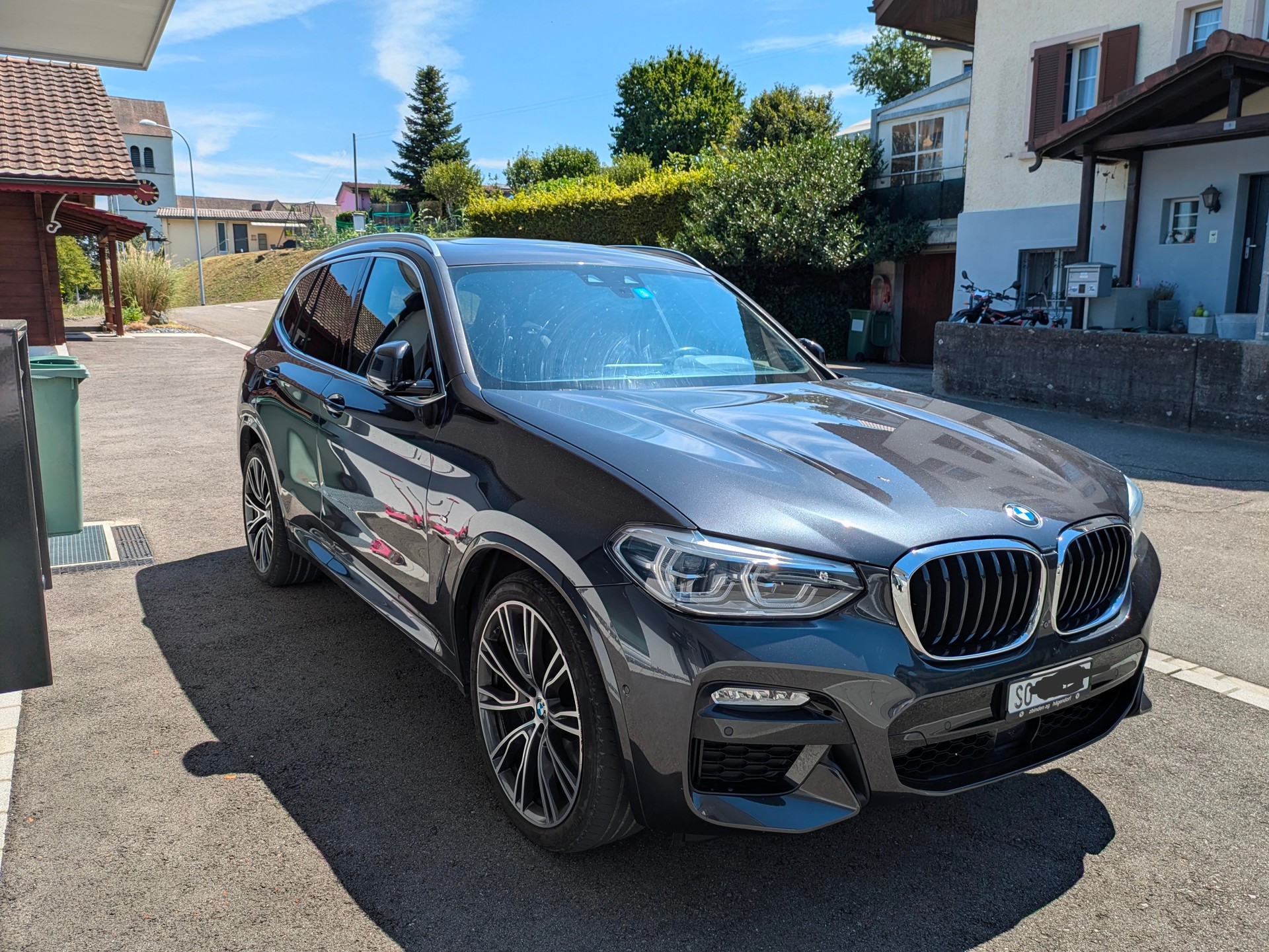 BMW 30d xDrive-image-0