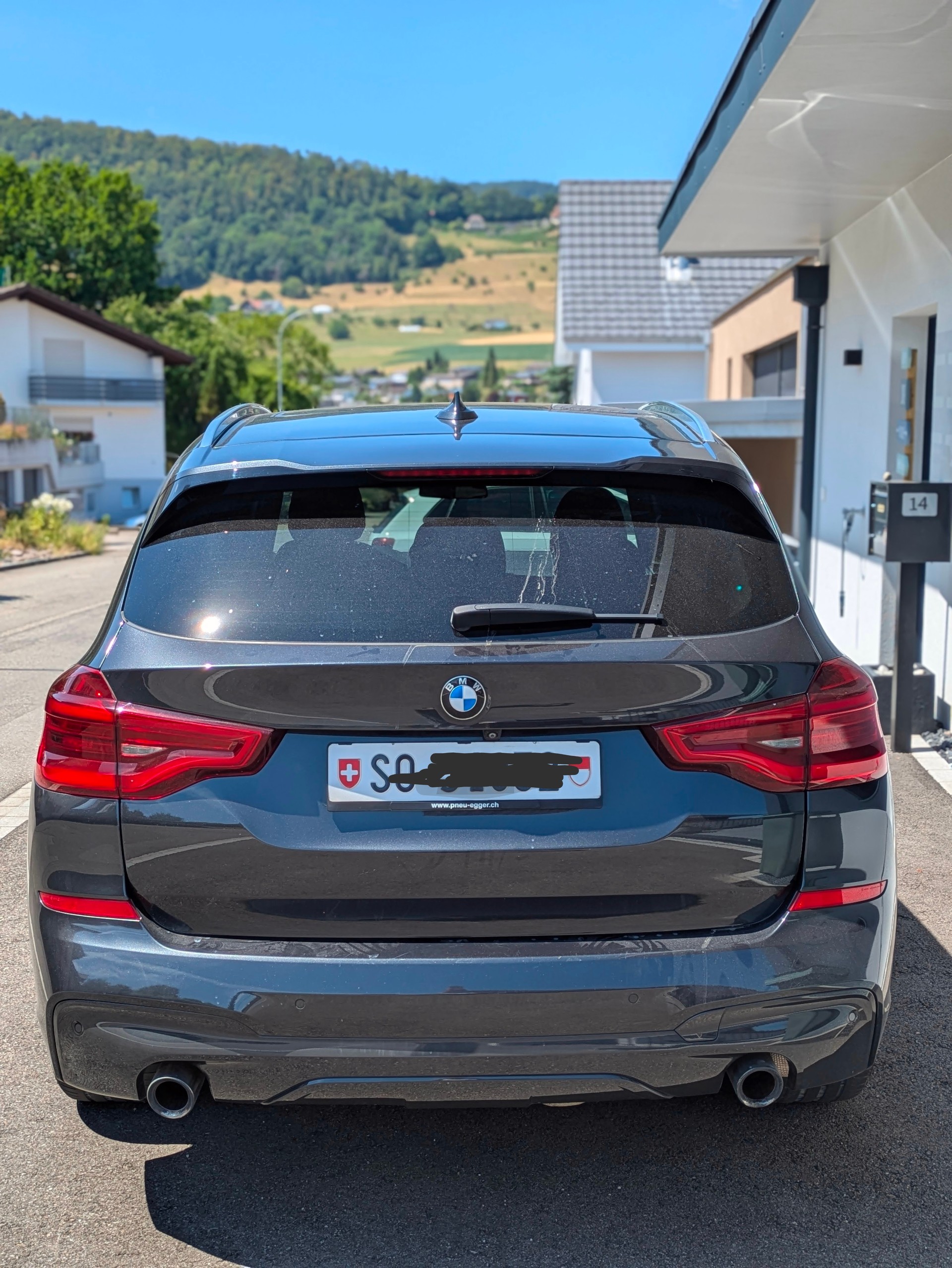 BMW 30d xDrive-image-5