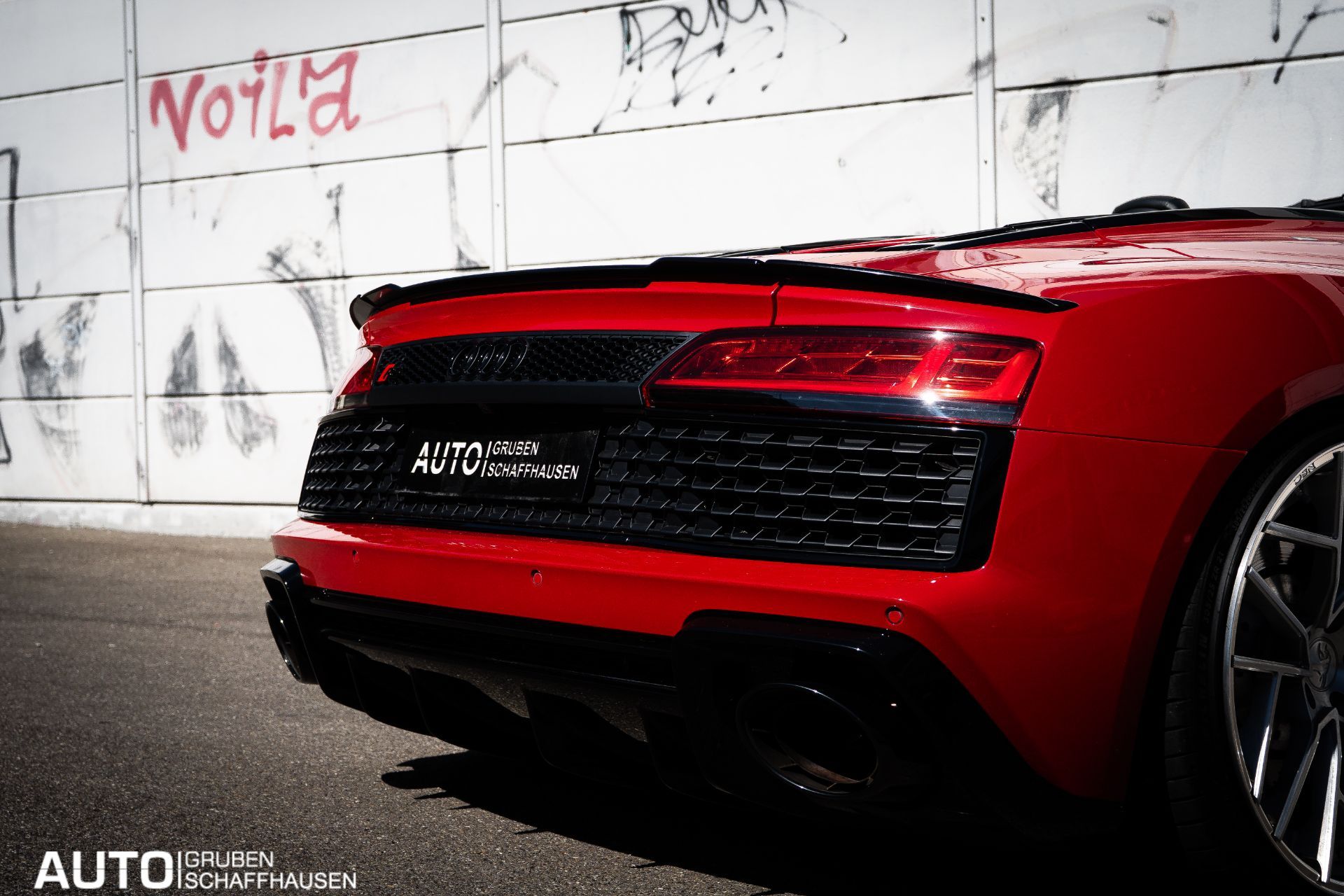 AUDI R8 Spyder RWD S-Tronic-image-23