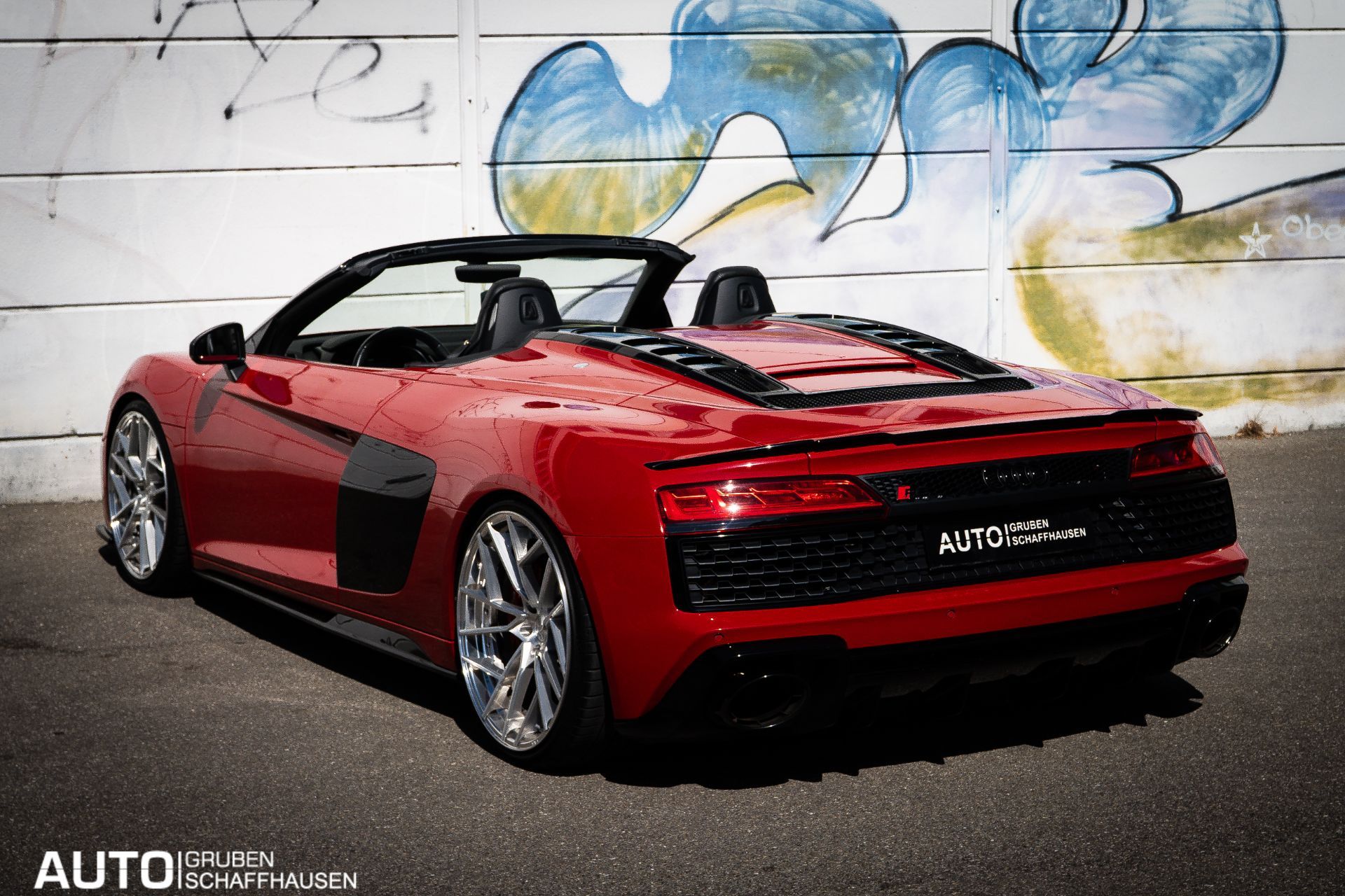 AUDI R8 Spyder RWD S-Tronic-image-17
