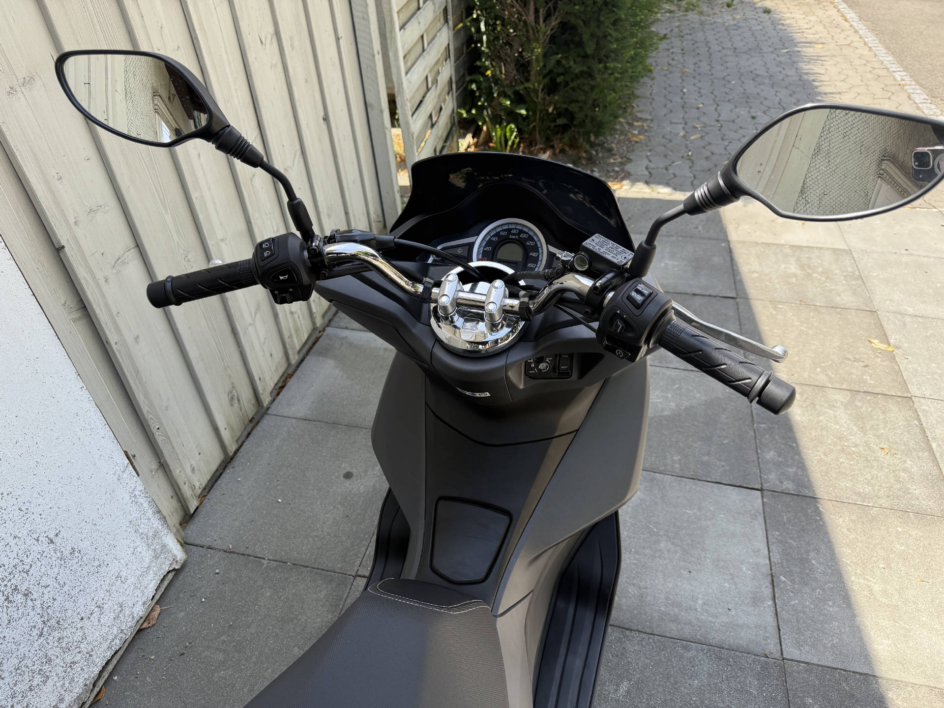 HONDA PCX 125 Stop+Go-image-10