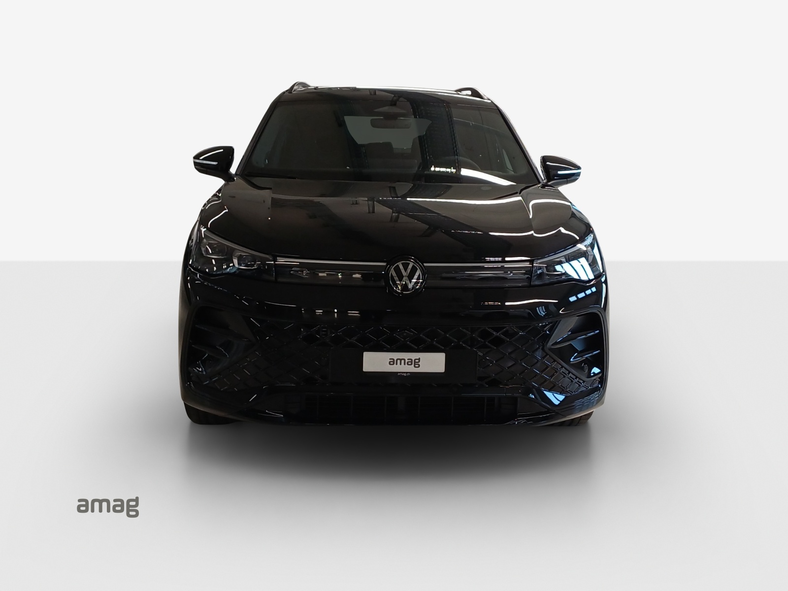 VW Tiguan 2.0 TSI DSG R-Line Plus 4Motion-image-6