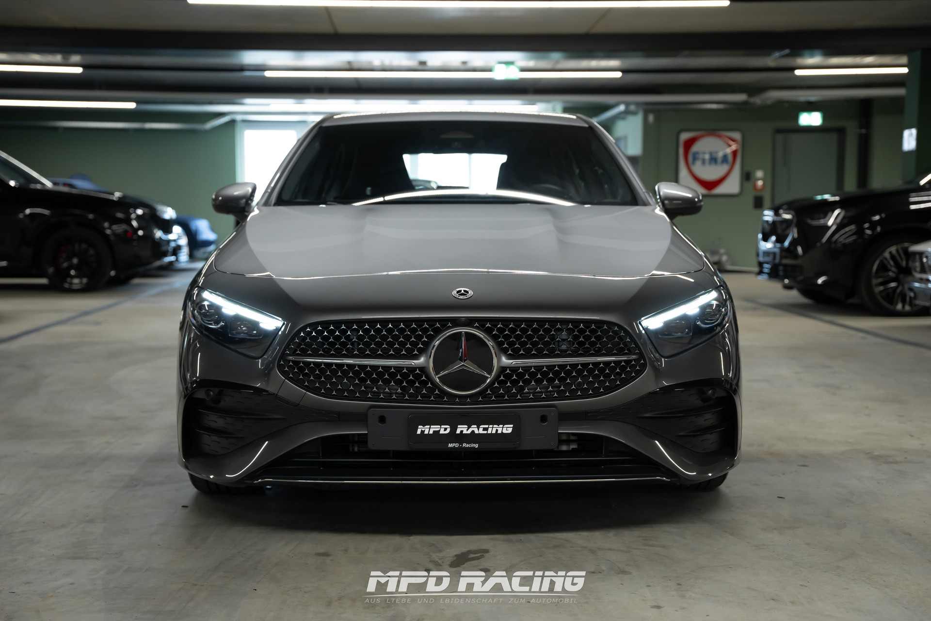MERCEDES-BENZ A 220 d 8G-DCT-showroom-element-1