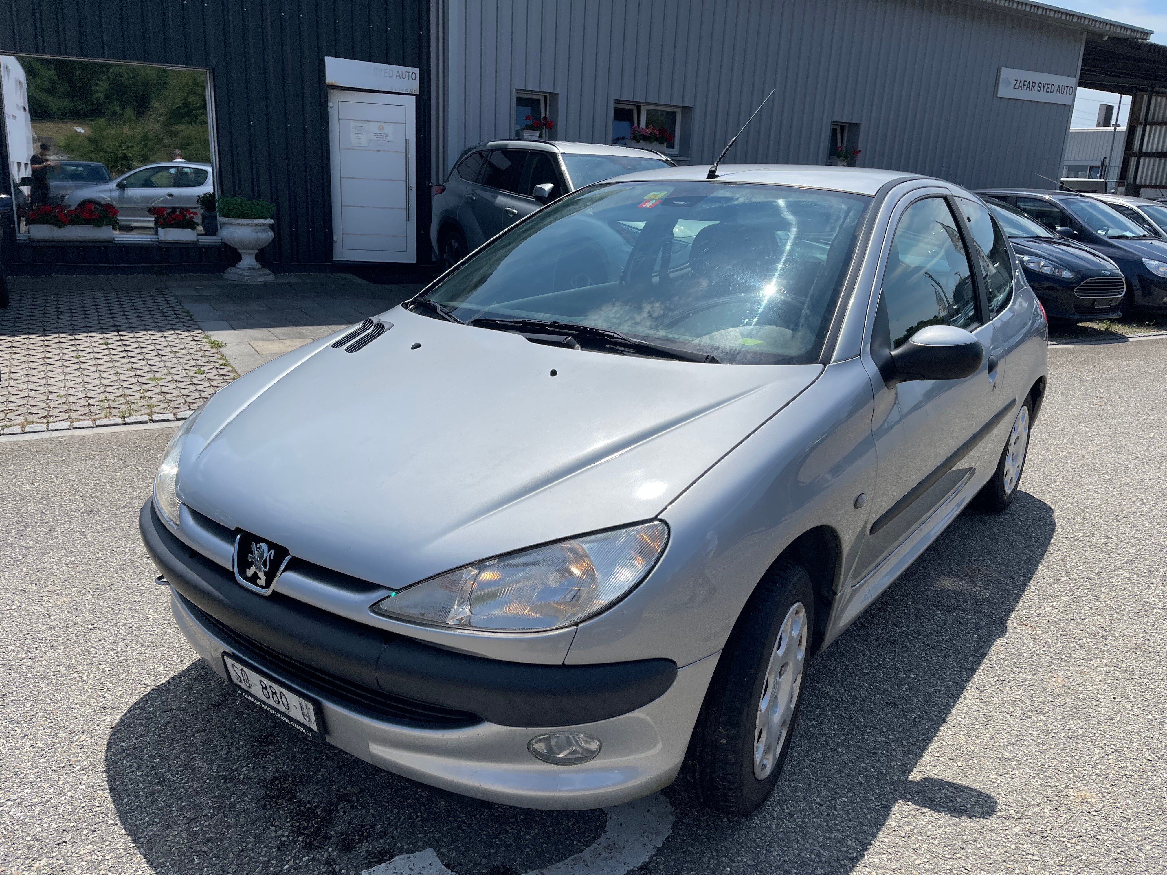 Car photo