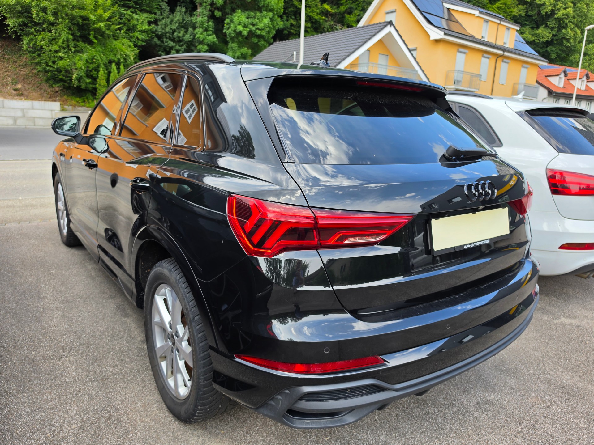 AUDI Q3 45 TFSI quattro S-tronic-image-3