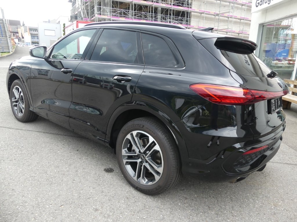 AUDI Q5 TFSI quatto 150 kW S-tronic-image-1