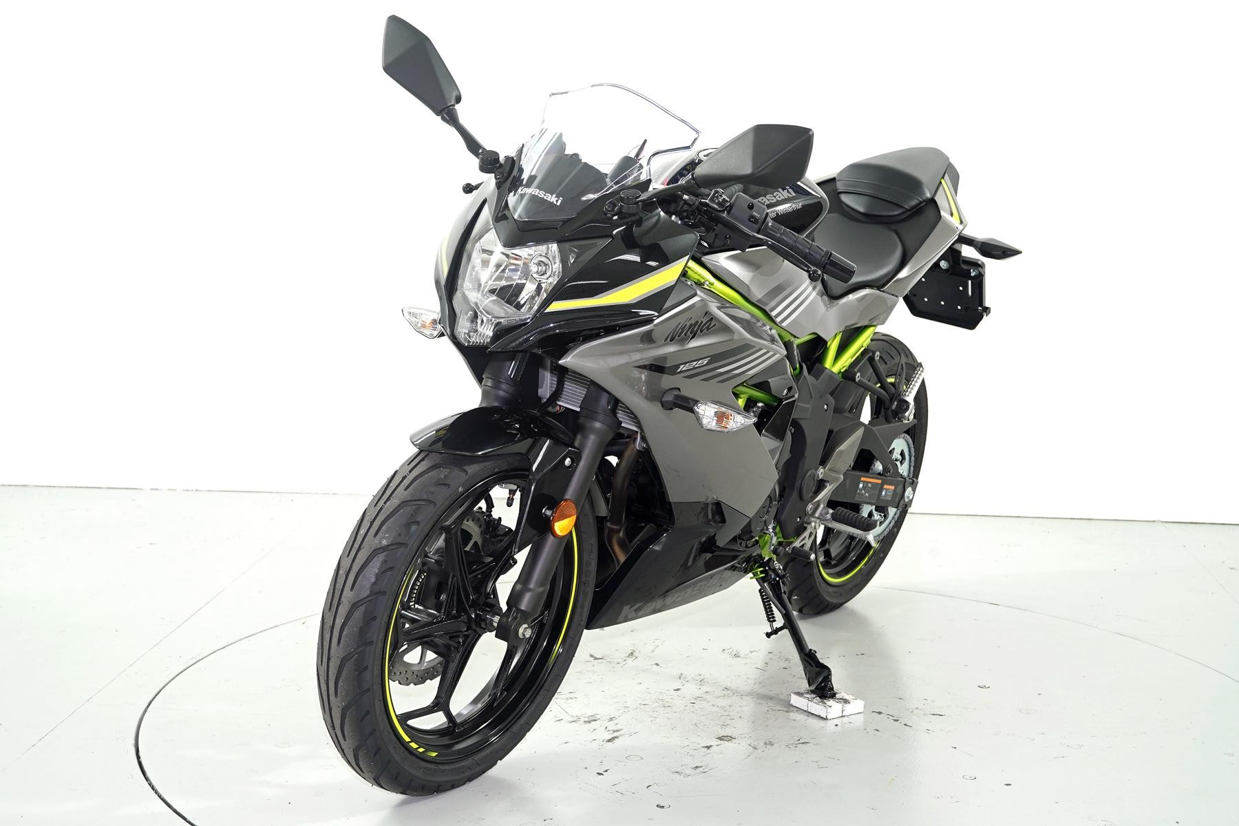KAWASAKI Ninja 125 ABS-showroom-element-2