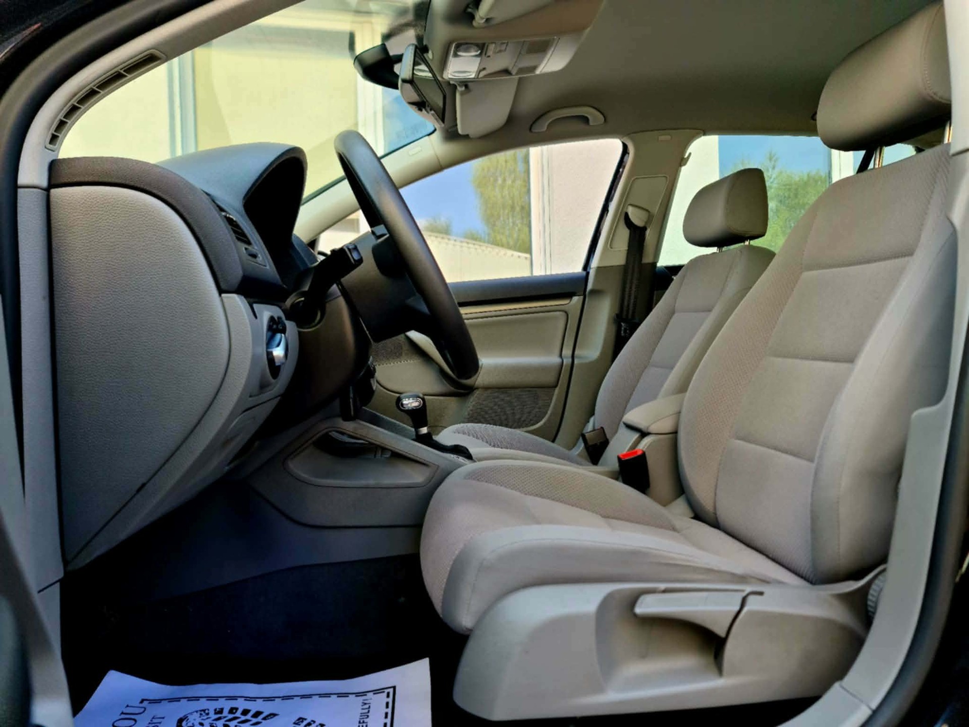 VW Golf 2.0 FSI Sportline-image-11