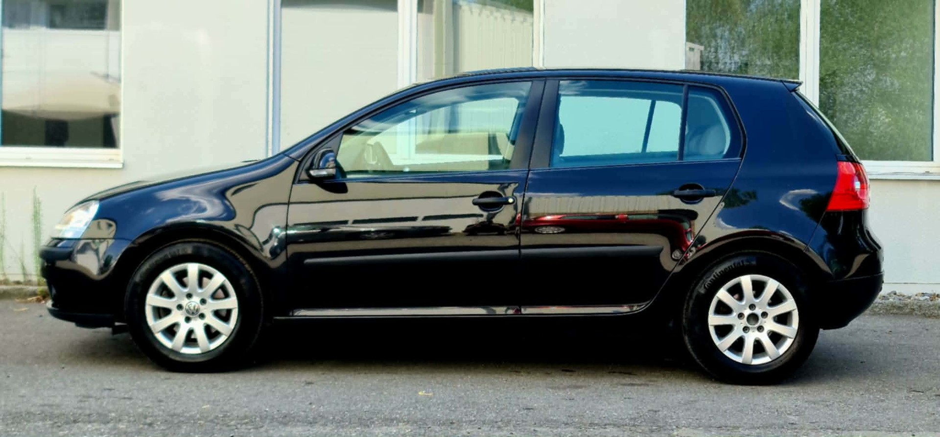 VW Golf 2.0 FSI Sportline-image-5