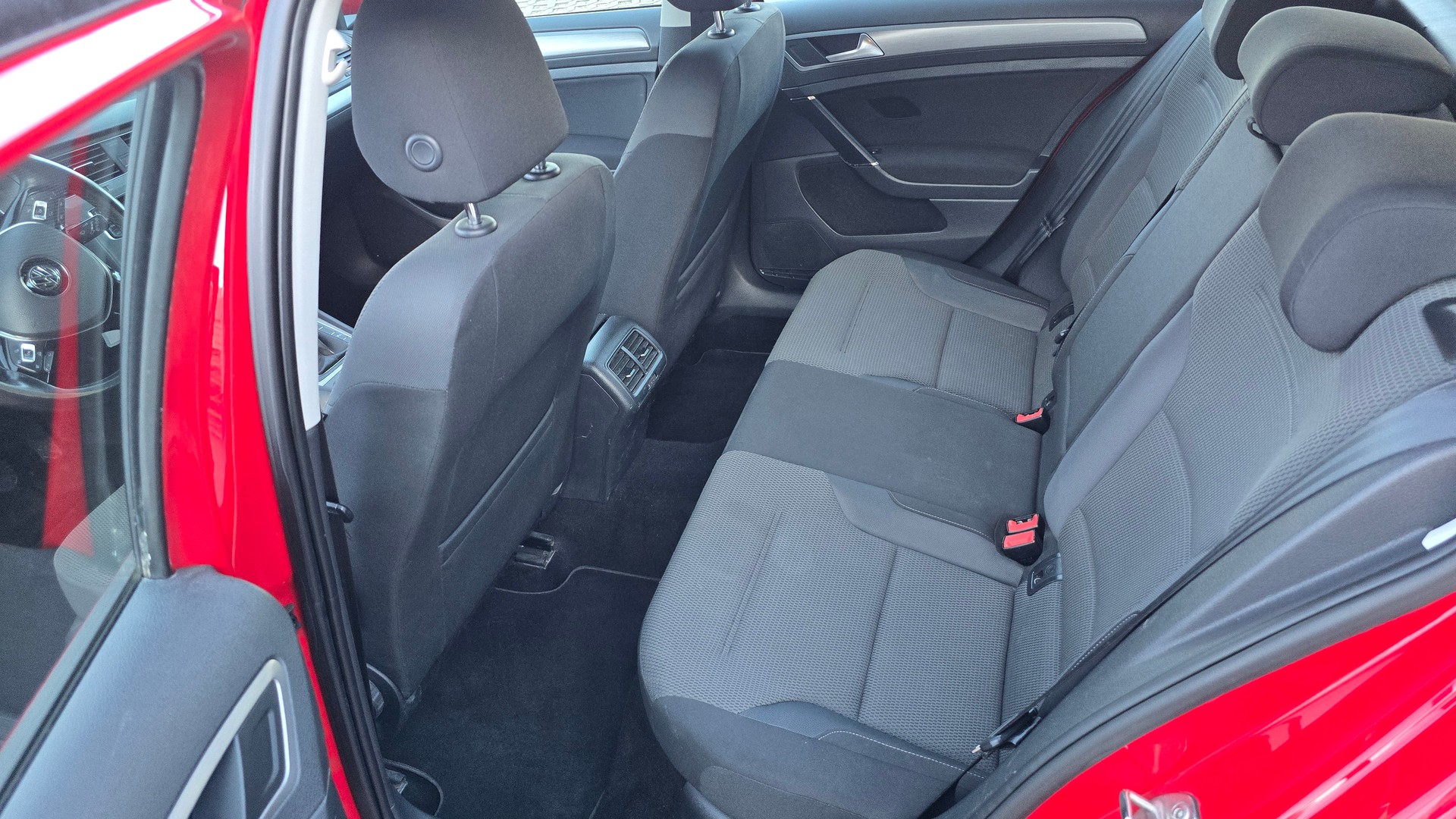 VW 2.0 TDI Comfortline 4m-image-14