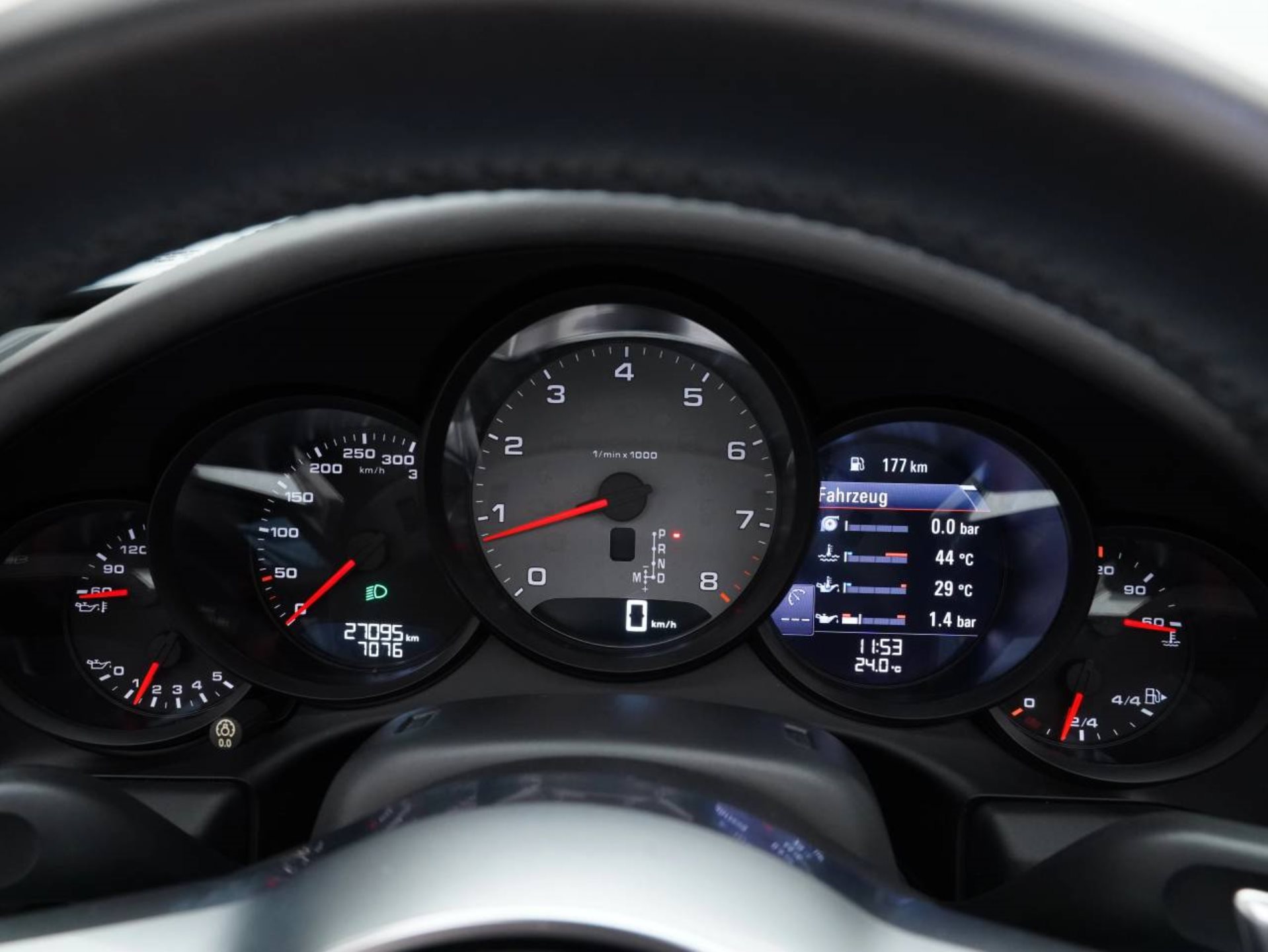PORSCHE 911 Targa 4S-image-16