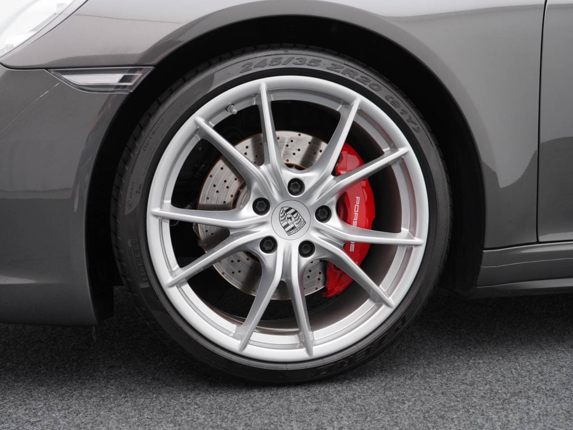 PORSCHE 911 Targa 4S-image-10
