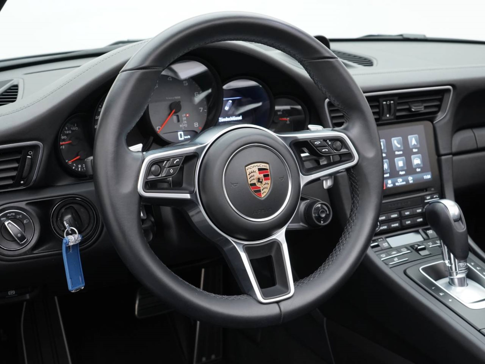 PORSCHE 911 Targa 4S-image-15