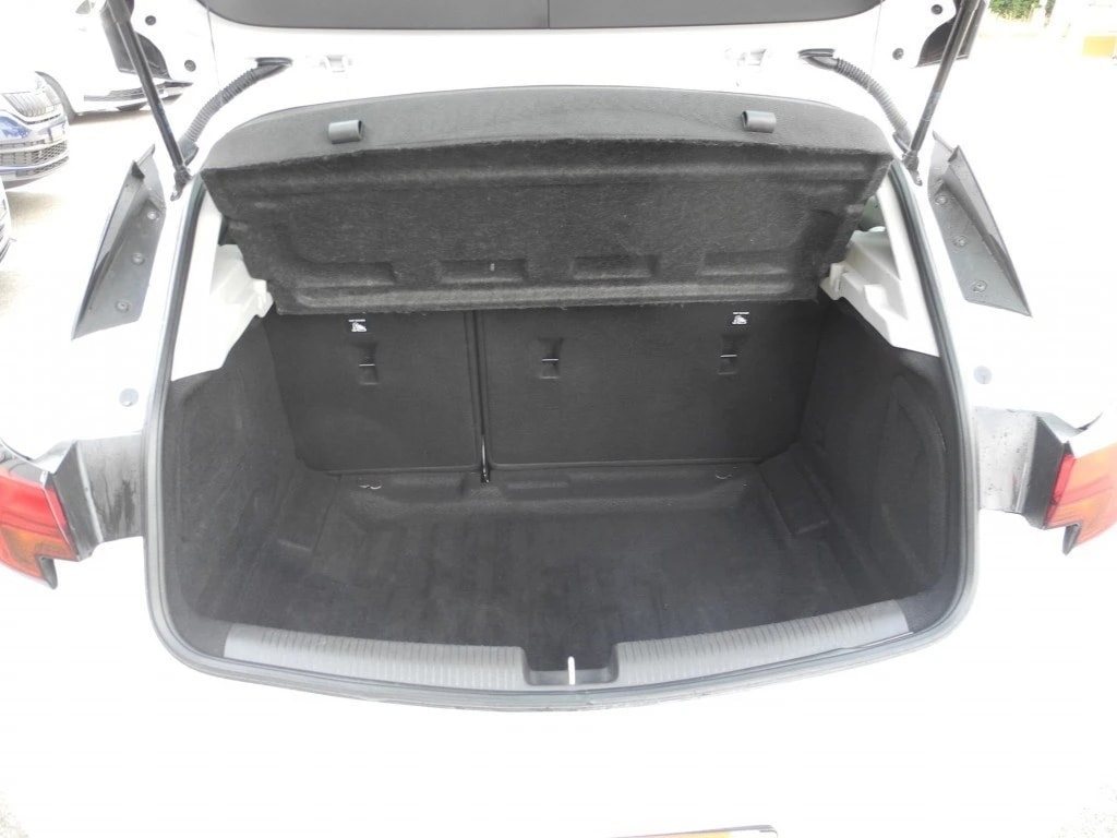 OPEL Astra 1.6 CDTi ecoF Enjoy Automatic ** Gr.Navi * PDC ** Abstandsregelsystem ** Ab MFK & Service **-image-5