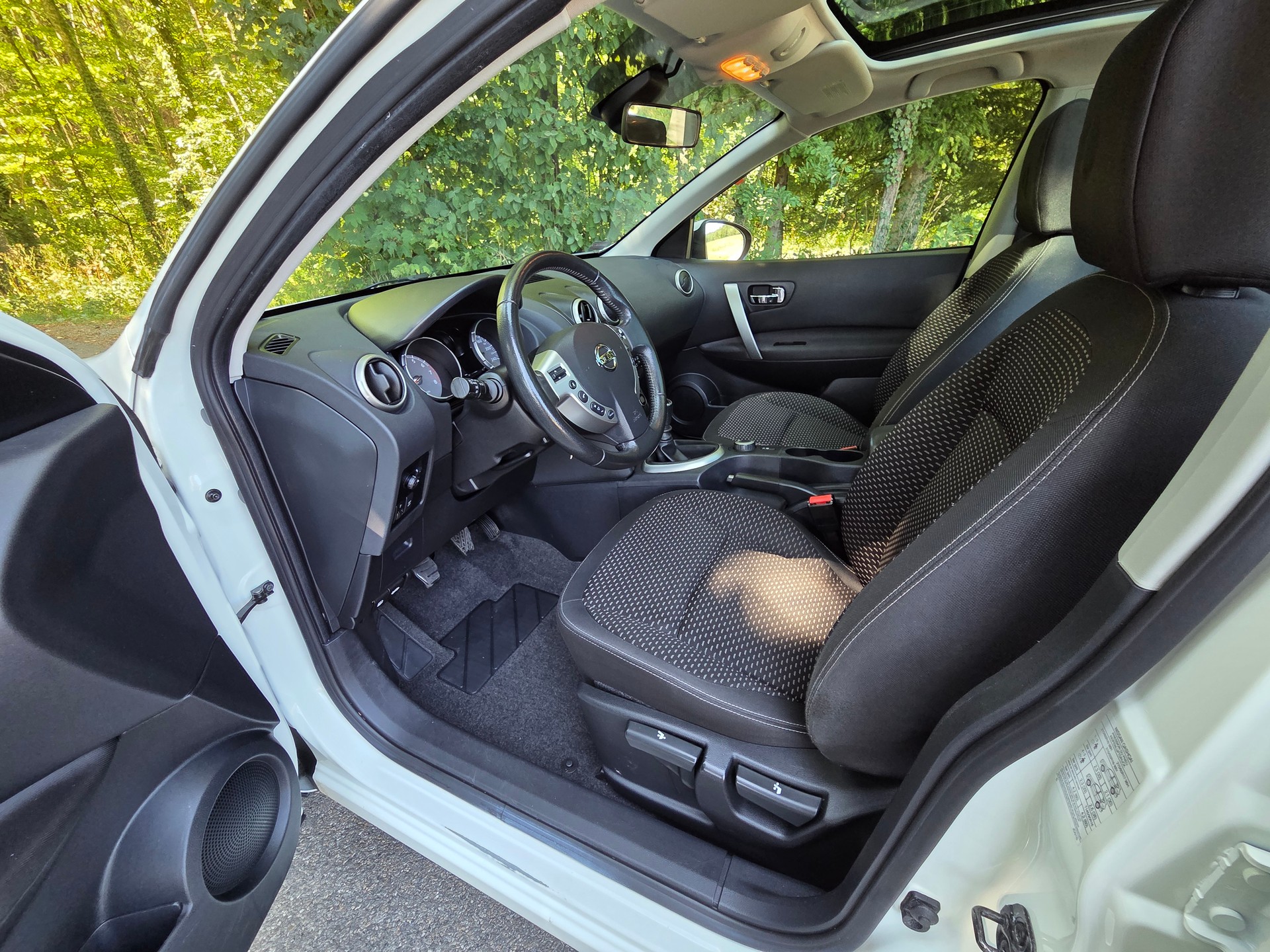 NISSAN Qashqai 2.0 4WD tekna-image-7