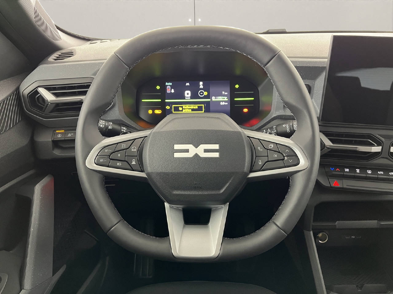 DACIA Duster 1.2 Hybrid Journey 4WD-image-10