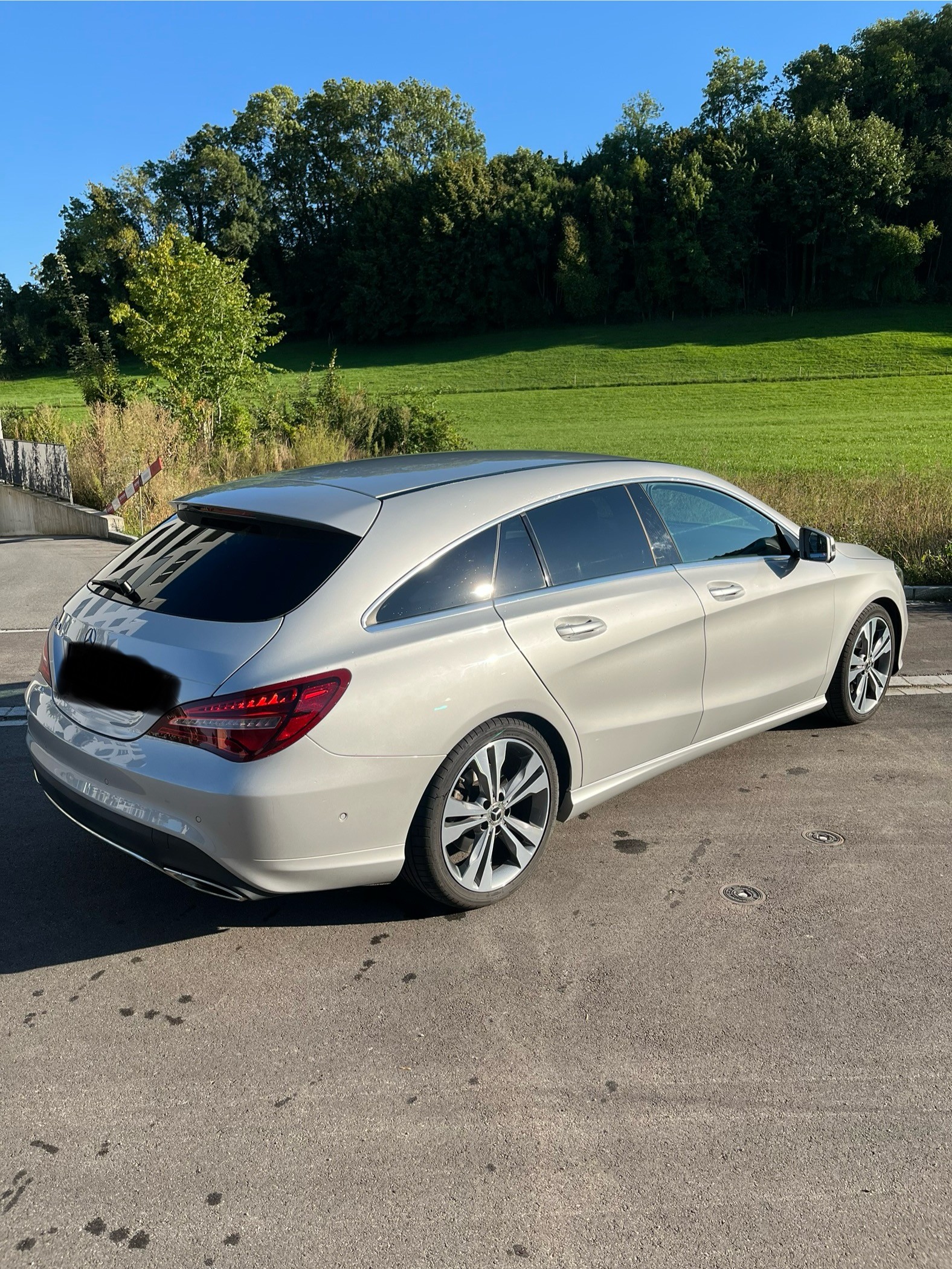 MERCEDES-BENZ Shooting brake-image-2
