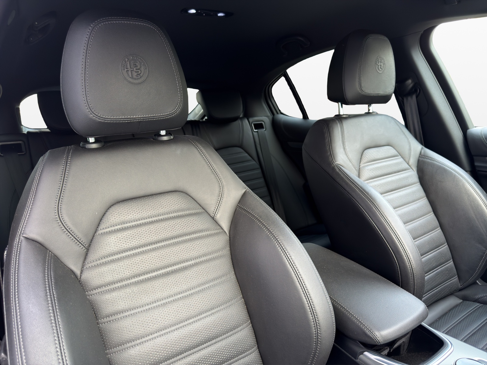 ALFA ROMEO Stelvio 2.0 Veloce Q4-image-15