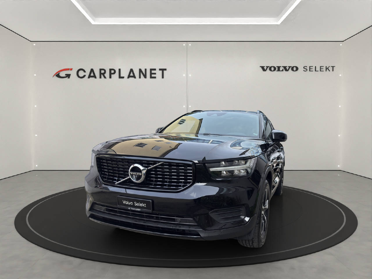 VOLVO XC40 2.0 B4 MH AWD R-Design-image-0