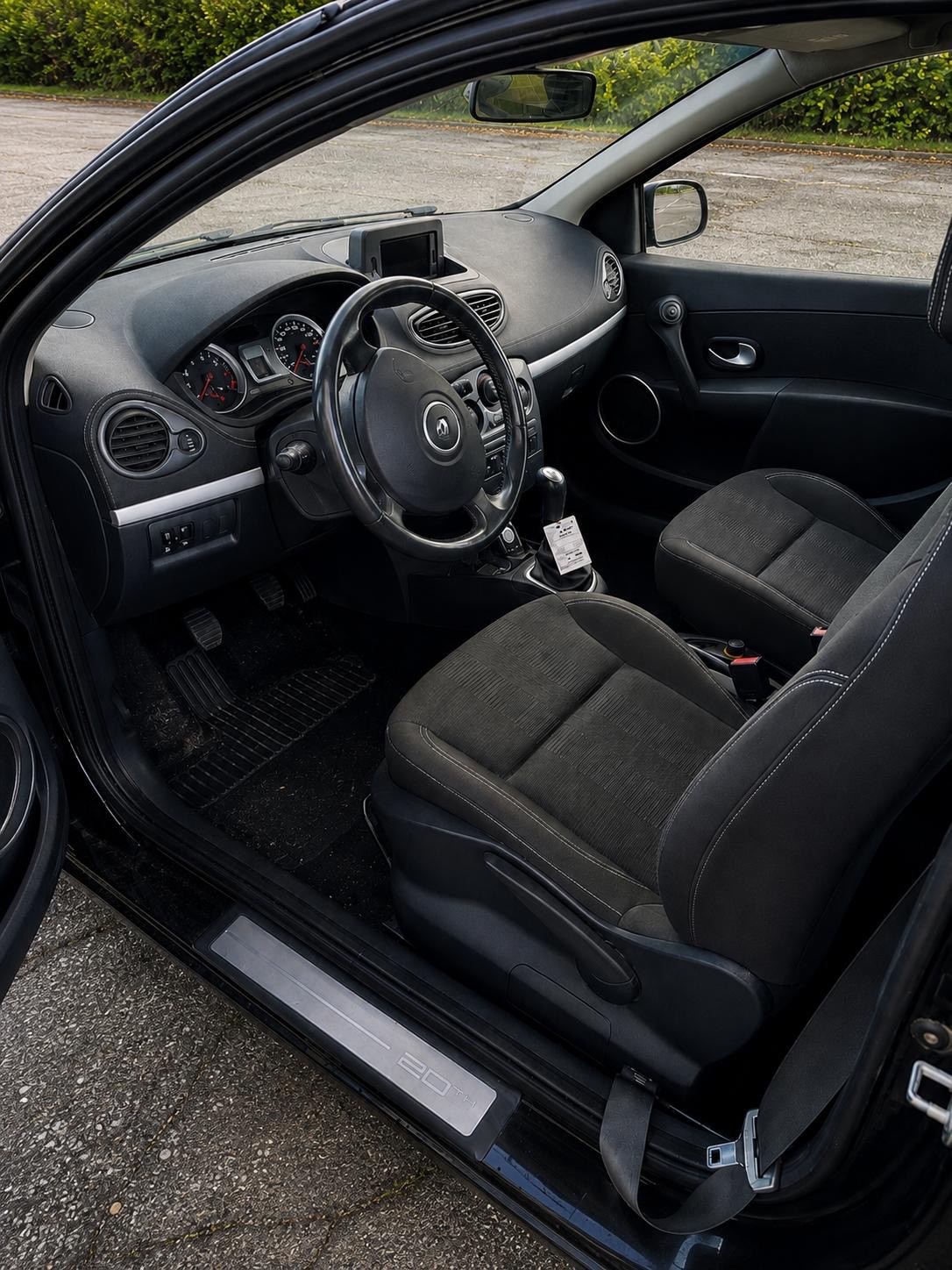 RENAULT 1.2 TCe 100 S-image-1