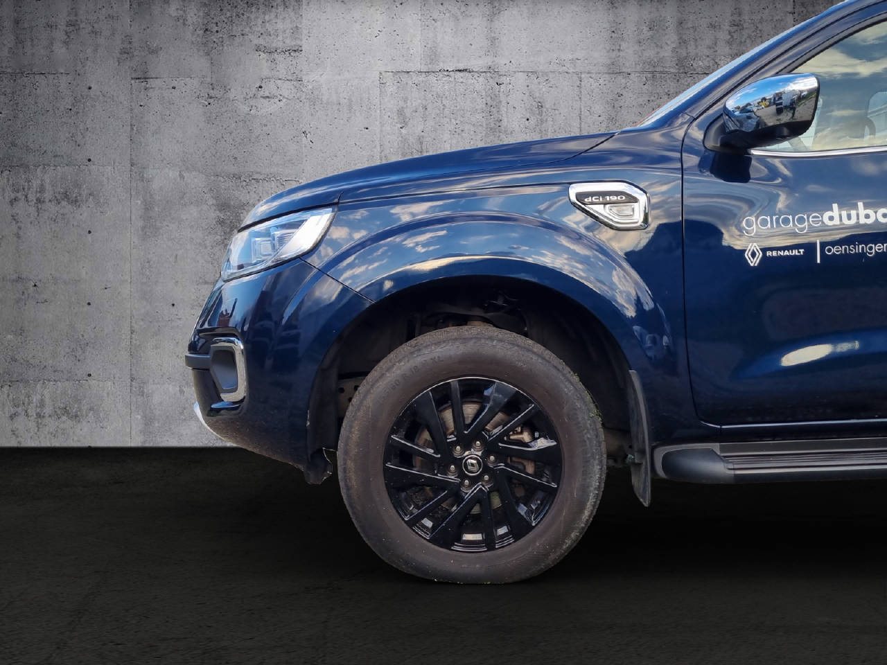RENAULT Alaskan Pick-up 2.3 dCi 190 TwinTurbo Zen 4x4-image-8