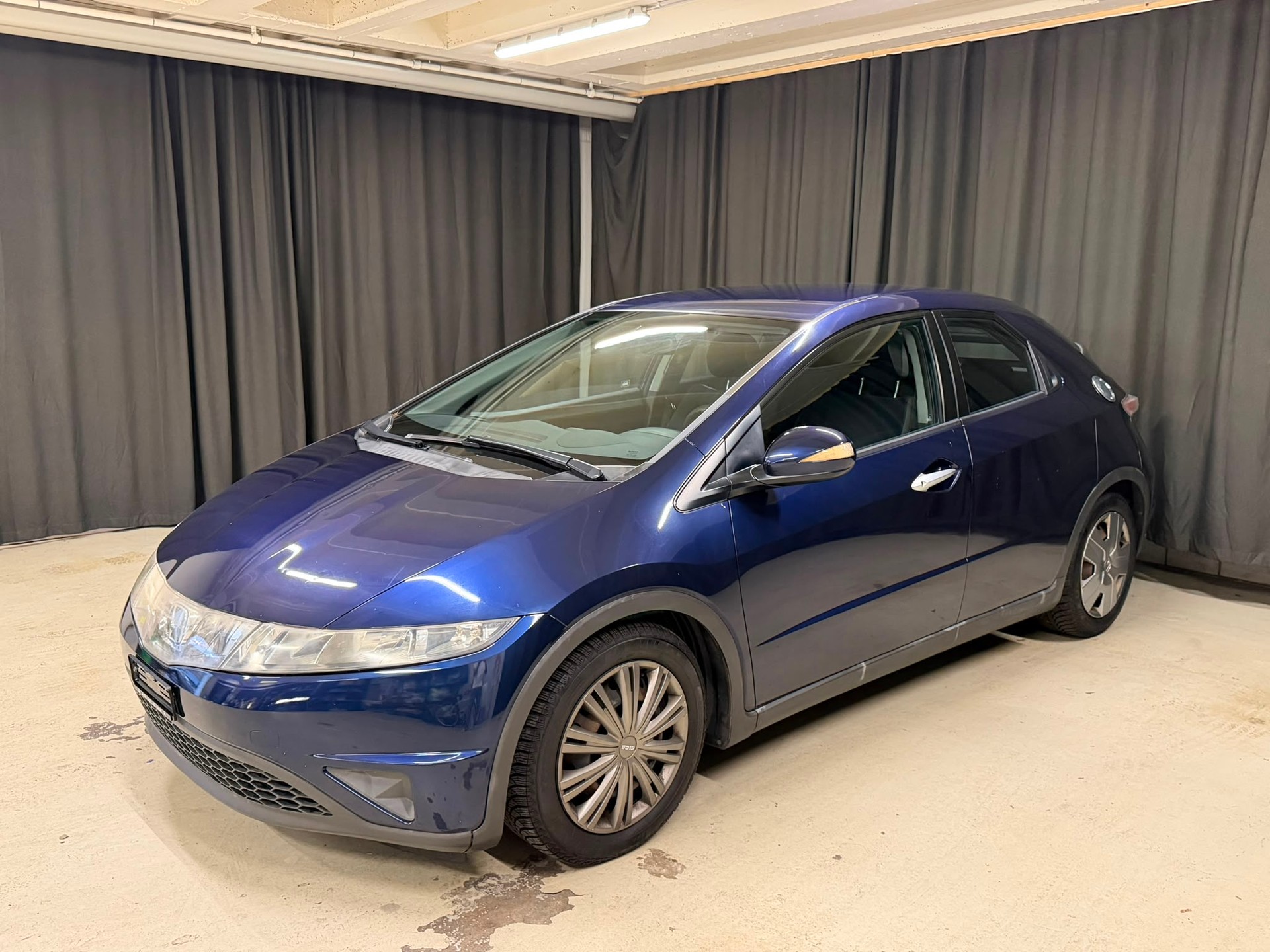 HONDA Civic 1.8i Comfort-image-0